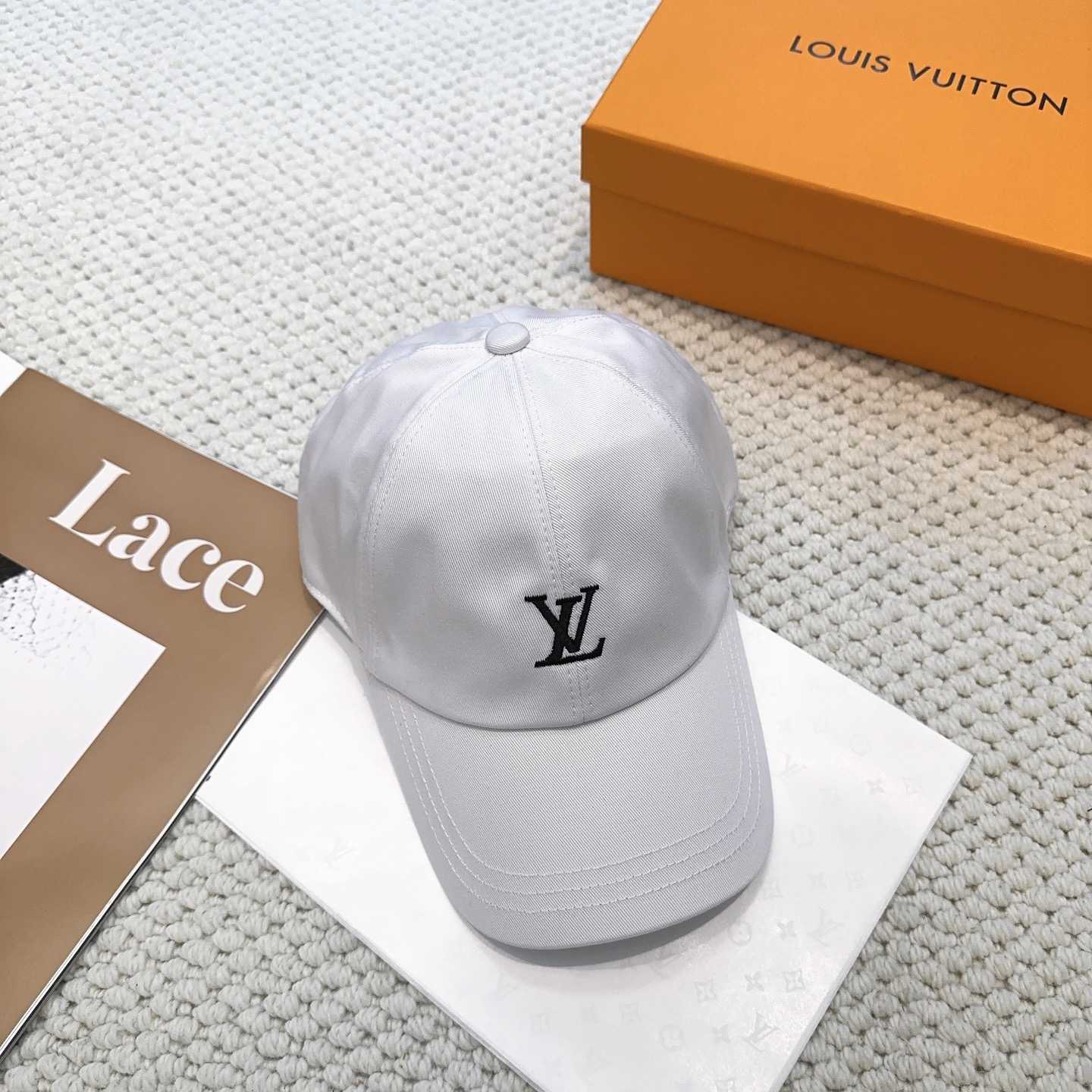 Louis Vuitton Cap - DopestKickz
