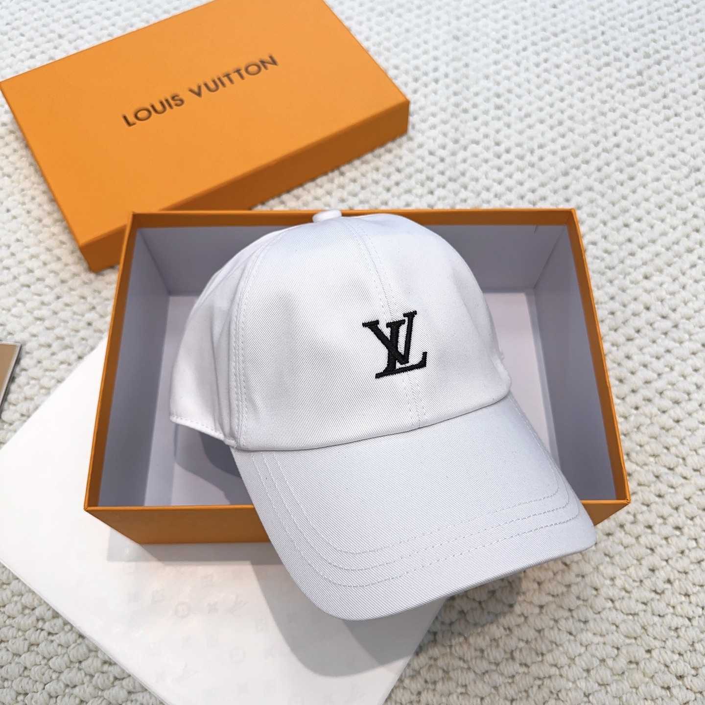 Louis Vuitton Cap - DopestKickz