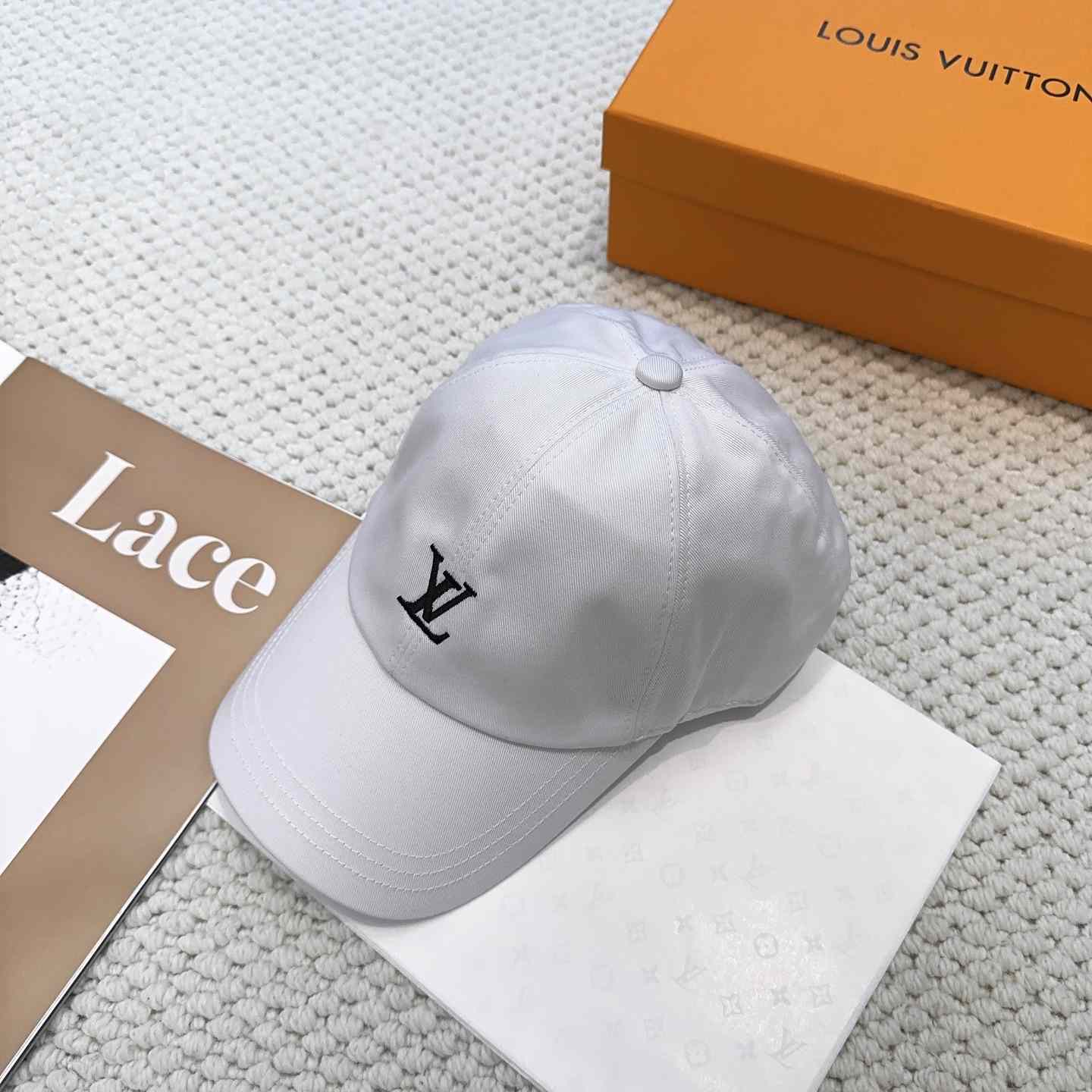 Louis Vuitton Cap - DopestKickz