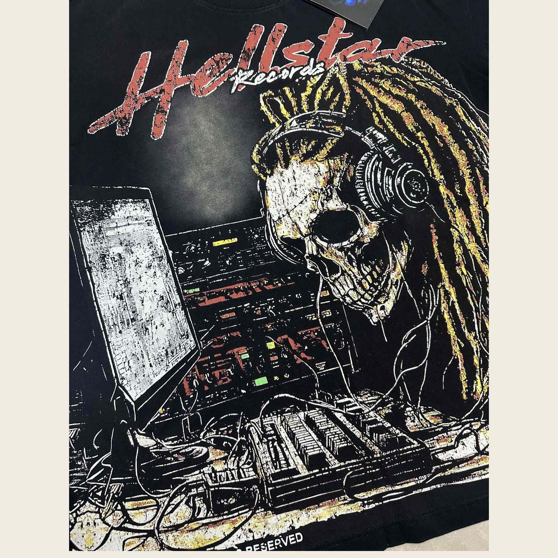 Hellstar Classic T-Shirt  - DopestKickz