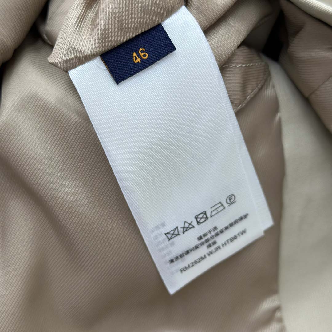 Louis Vuitton Workwear Gardening Jacket   1AILNW  - DopestKickz