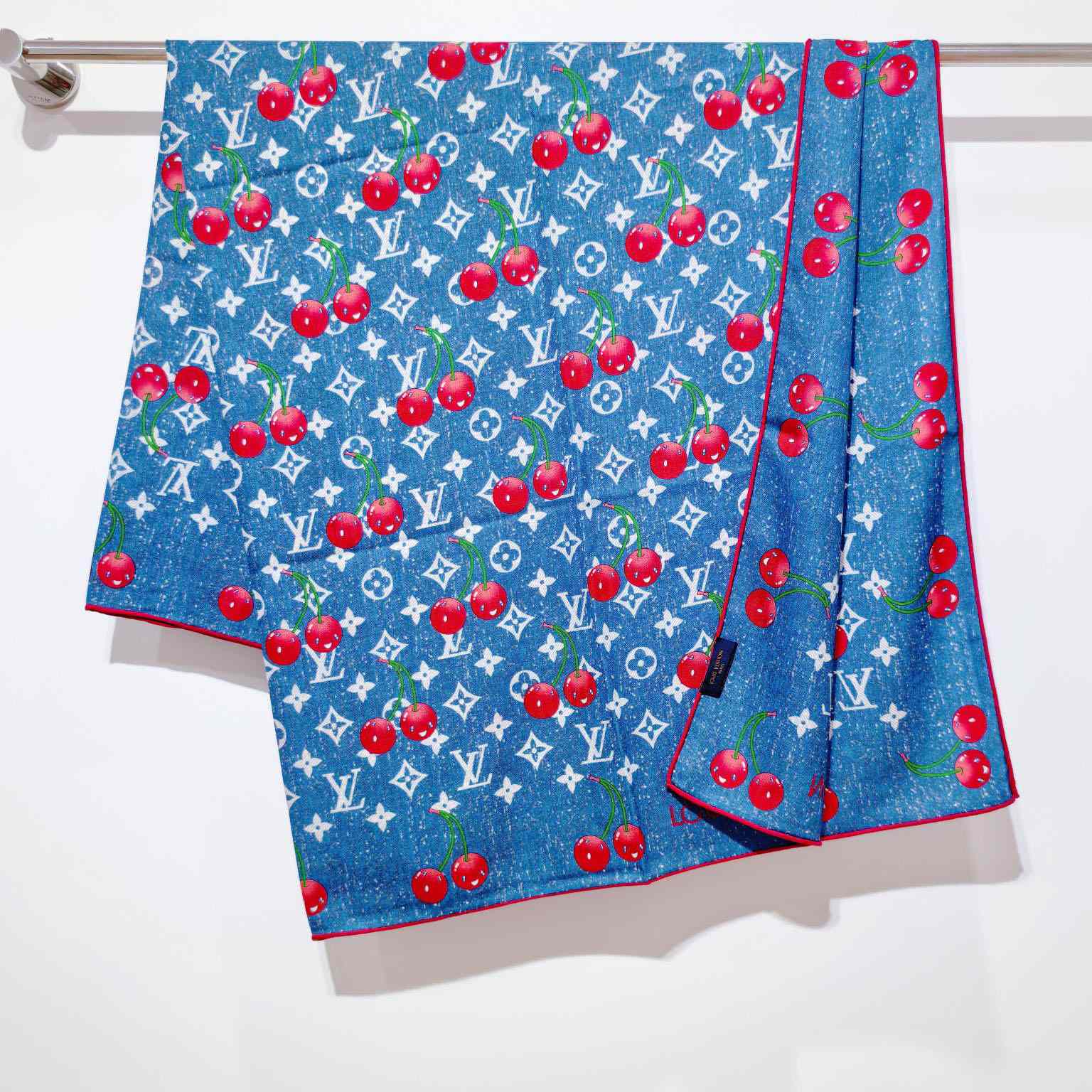 Louis Vuitton LV x TM Monogram Shawl   140*140cm - DopestKickz