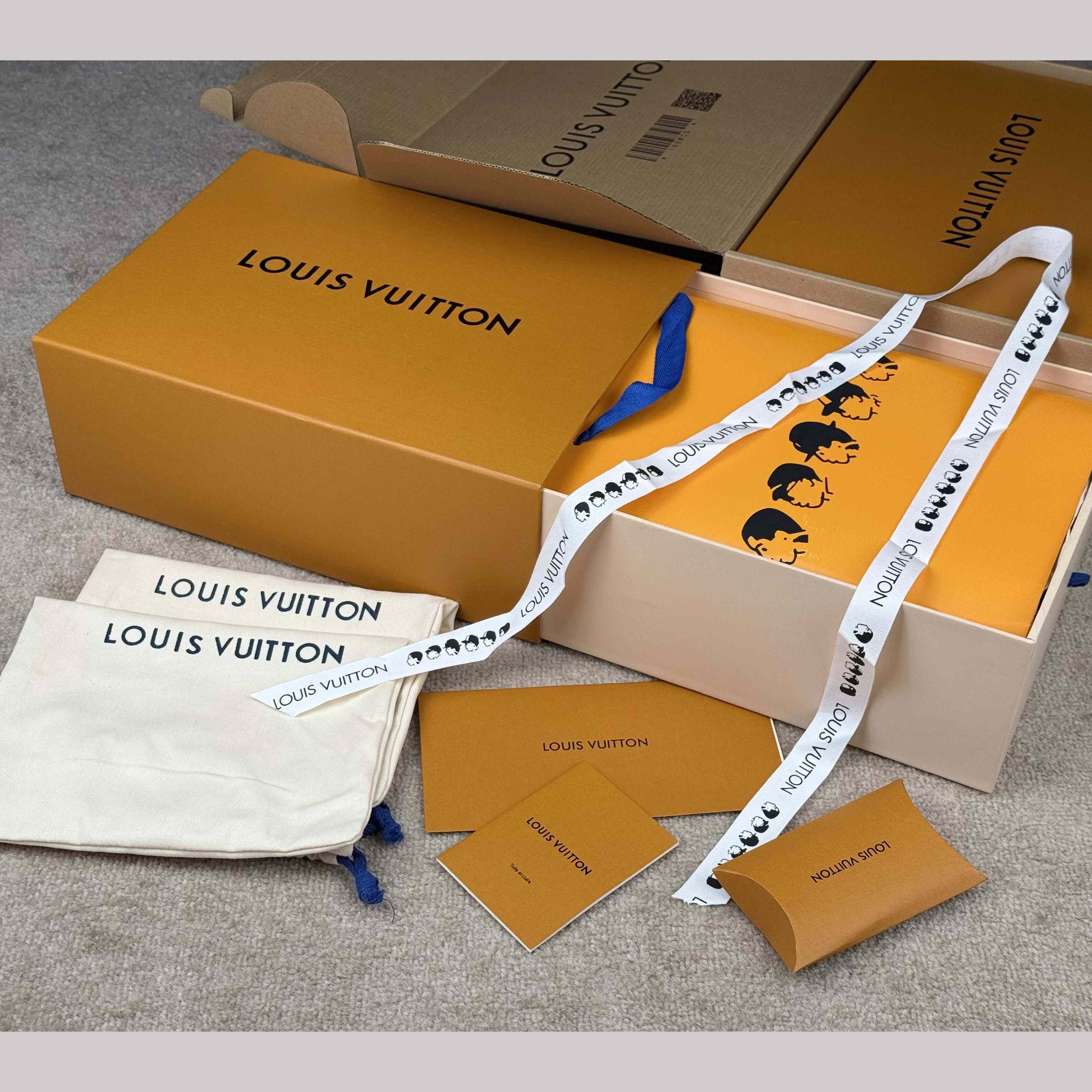 Louis Vuitton LV BUTTERSOFT Sneaker     - DopestKickz