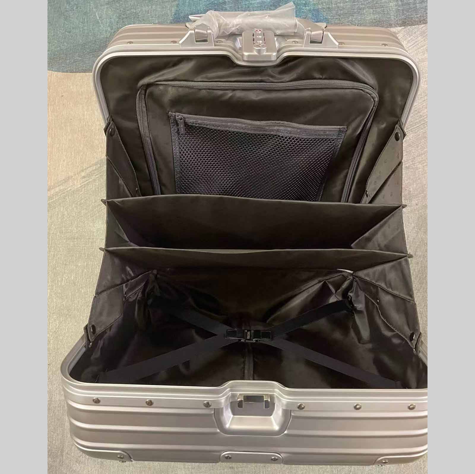 Rimowa Luggage    - DopestKickz