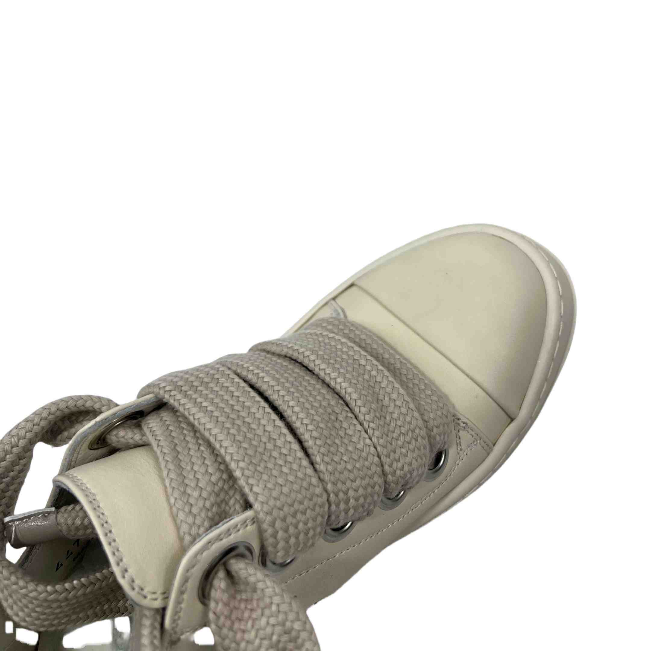 Rick Owens Lido Low Top Sneaks Jumbo Laced Milk - DopestKickz