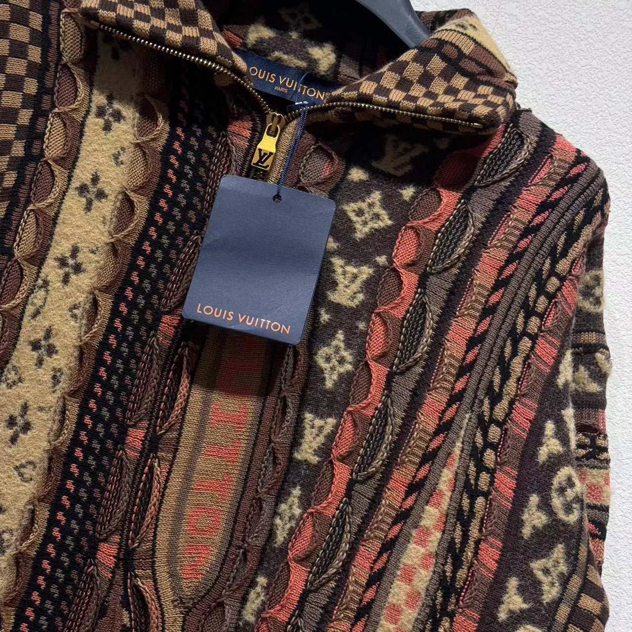 Louis Vuitton Half-Zip Pullover   1AIM84 - DopestKickz