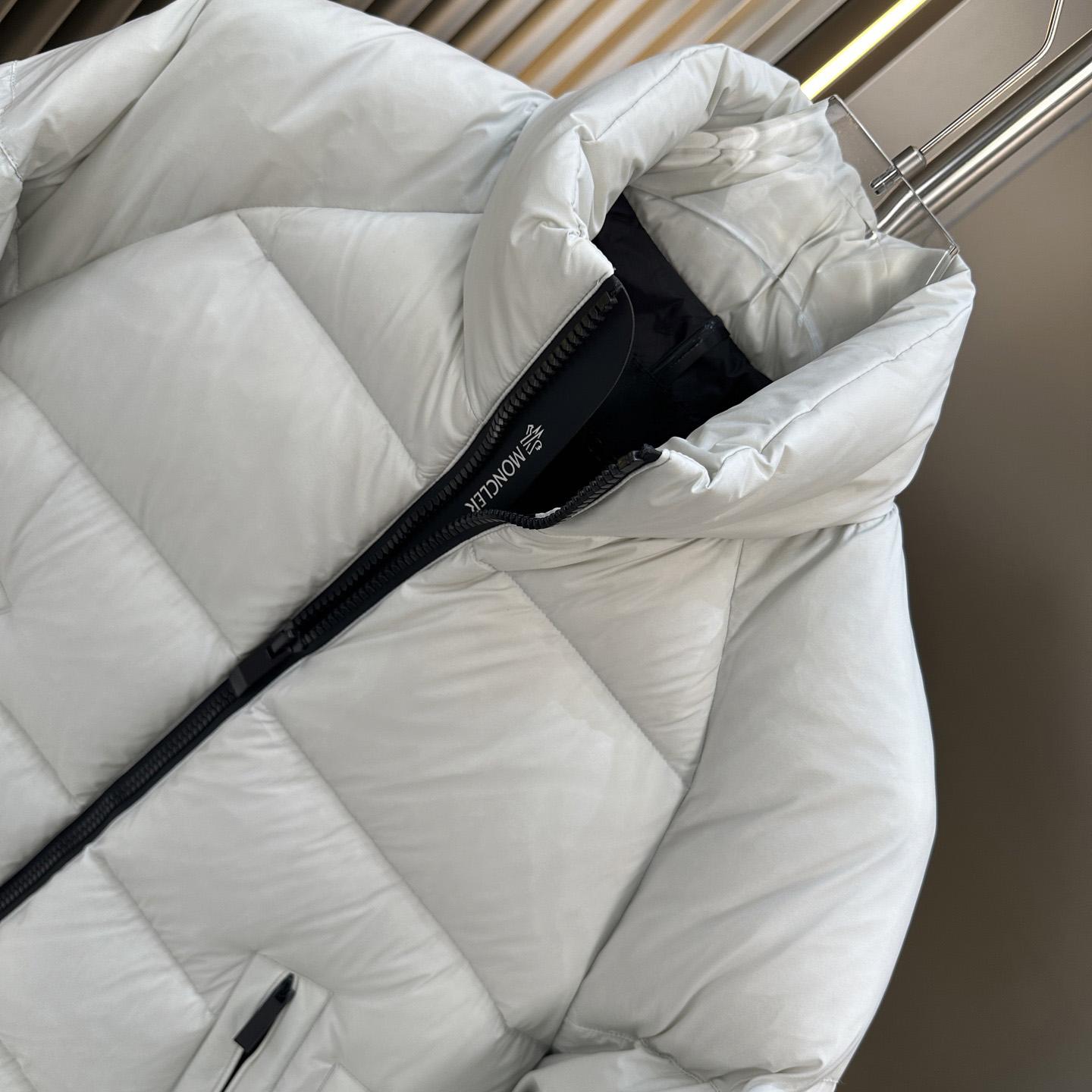 Moncler Short Down Jacket - DopestKickz
