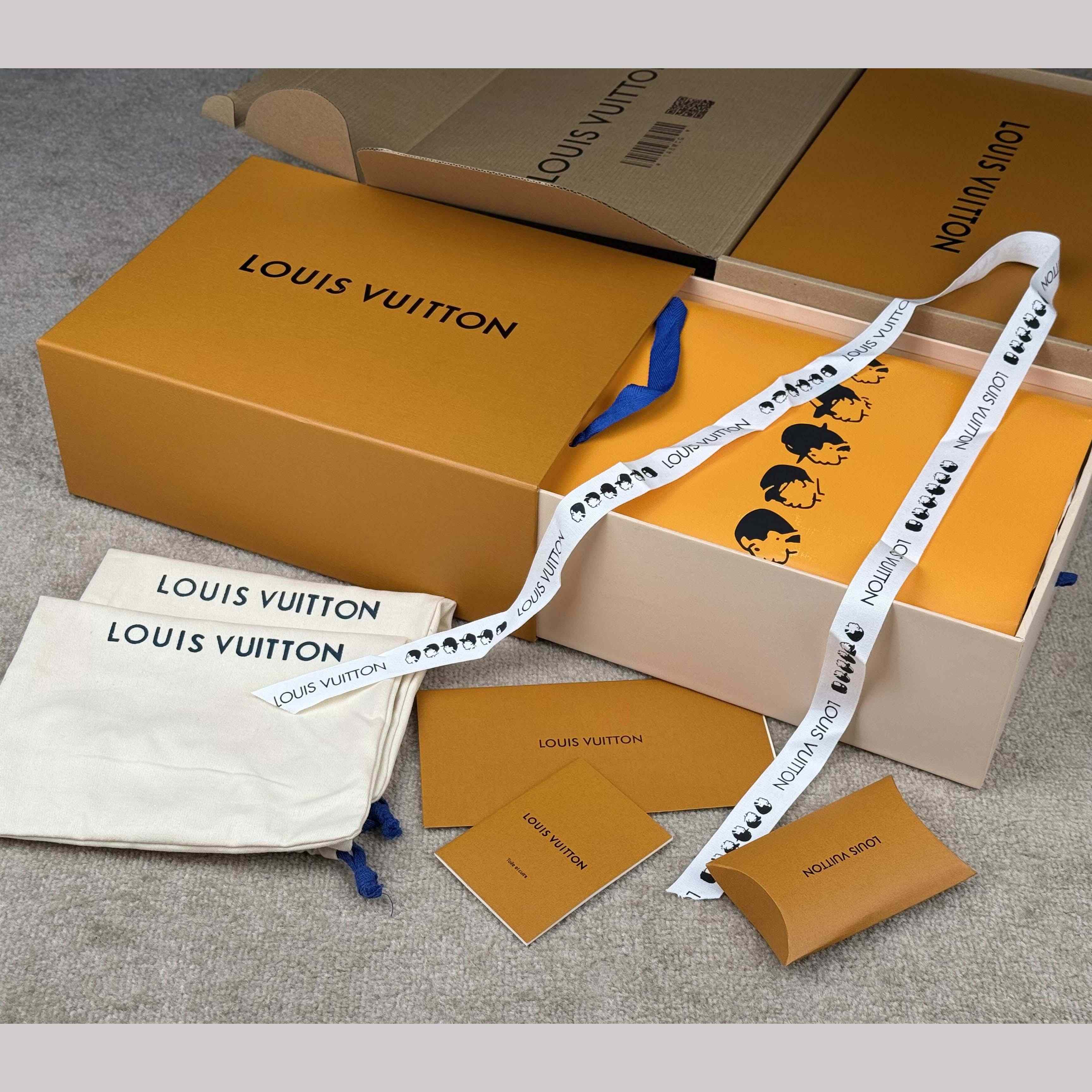 Louis Vuitton LV BUTTERSOFT Sneaker    1AIKI3 - DopestKickz