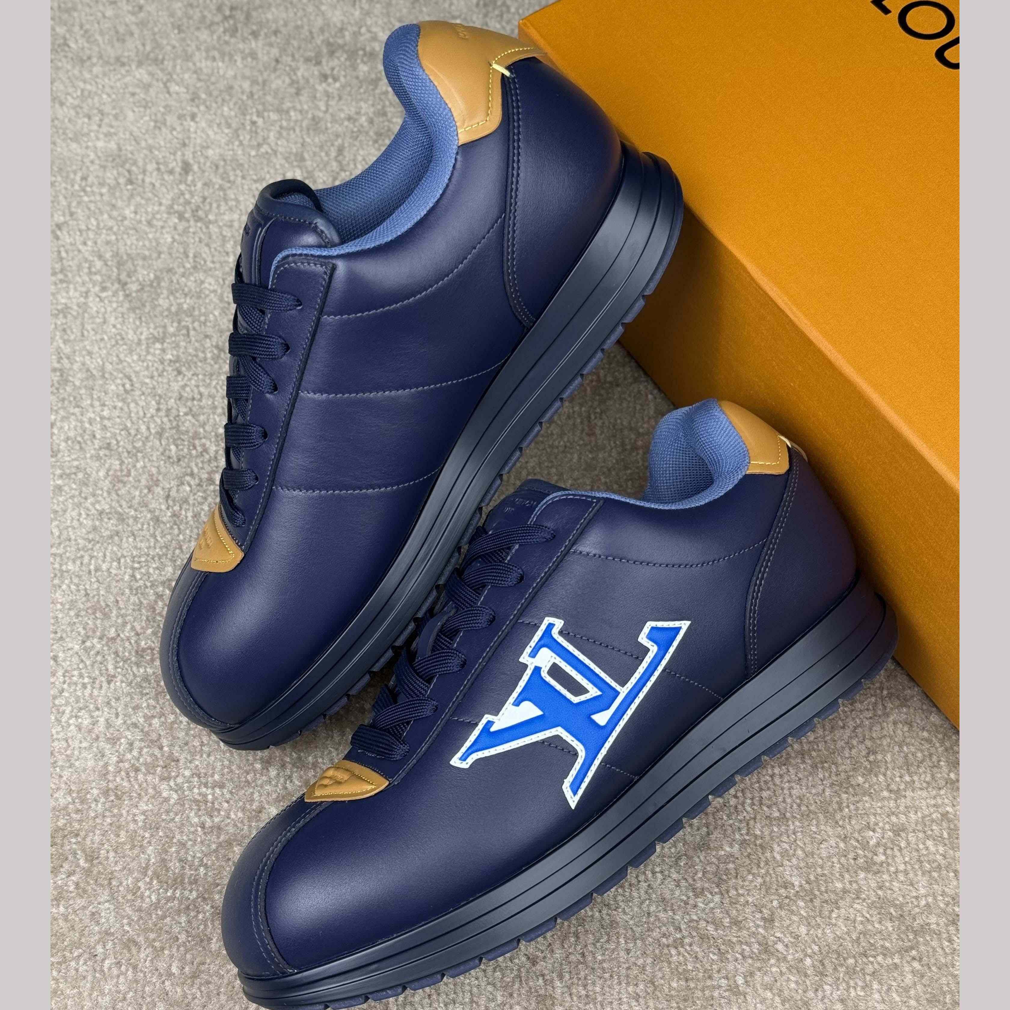 Louis Vuitton LV BUTTERSOFT Sneaker    1AIKI3 - DopestKickz