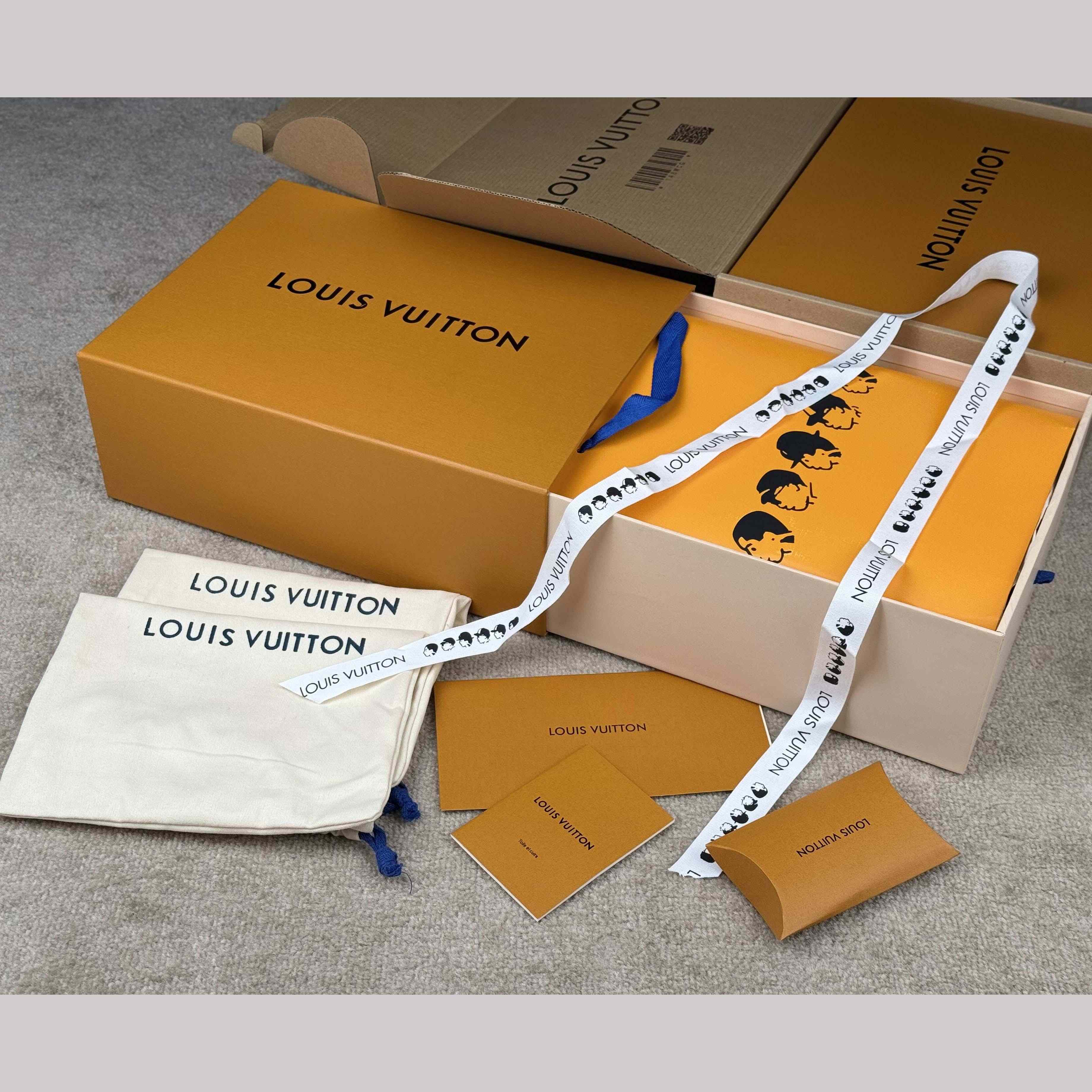 Louis Vuitton LV BUTTERSOFT Sneaker    1AIKVD - DopestKickz