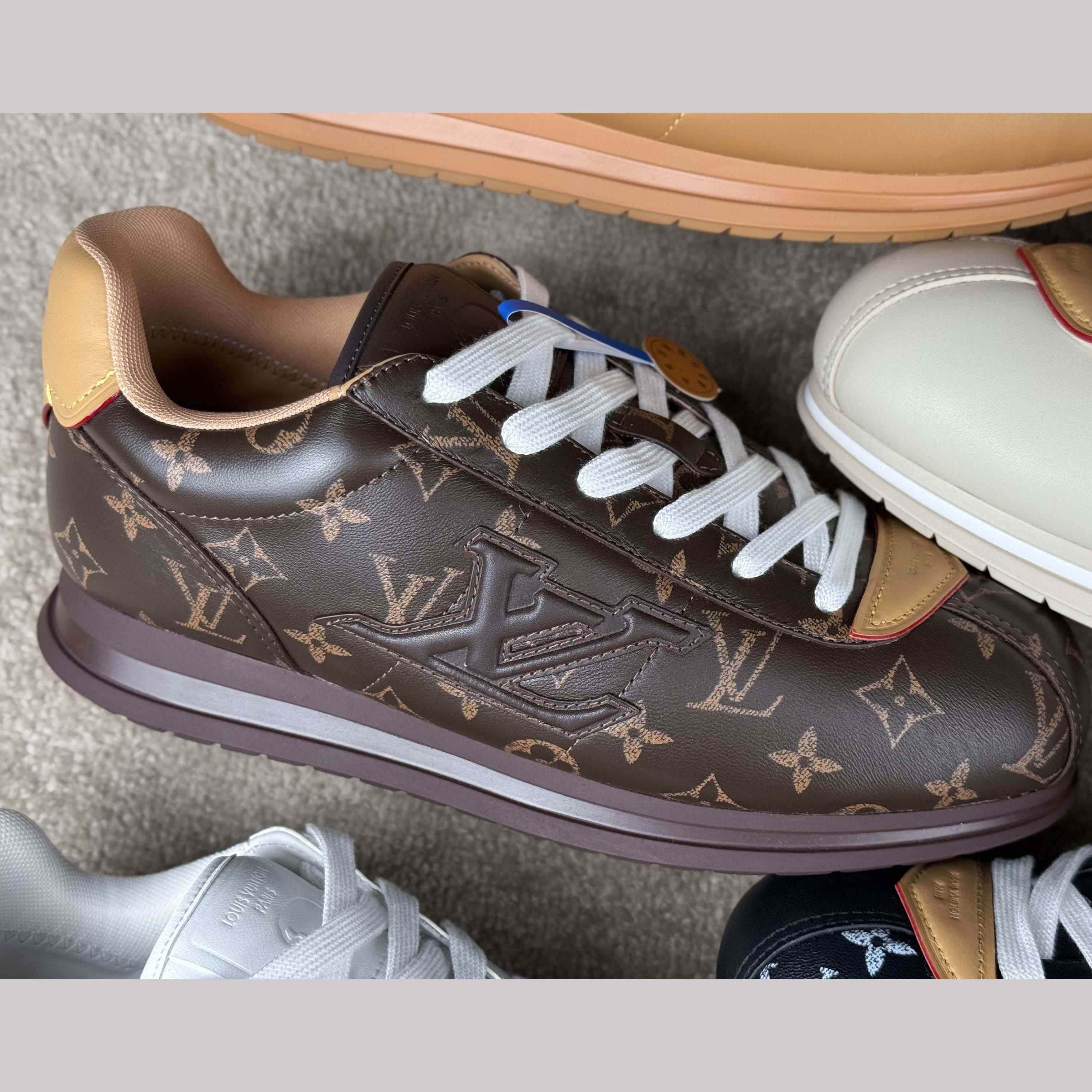 Louis Vuitton LV BUTTERSOFT Sneaker    1AIKVD - DopestKickz