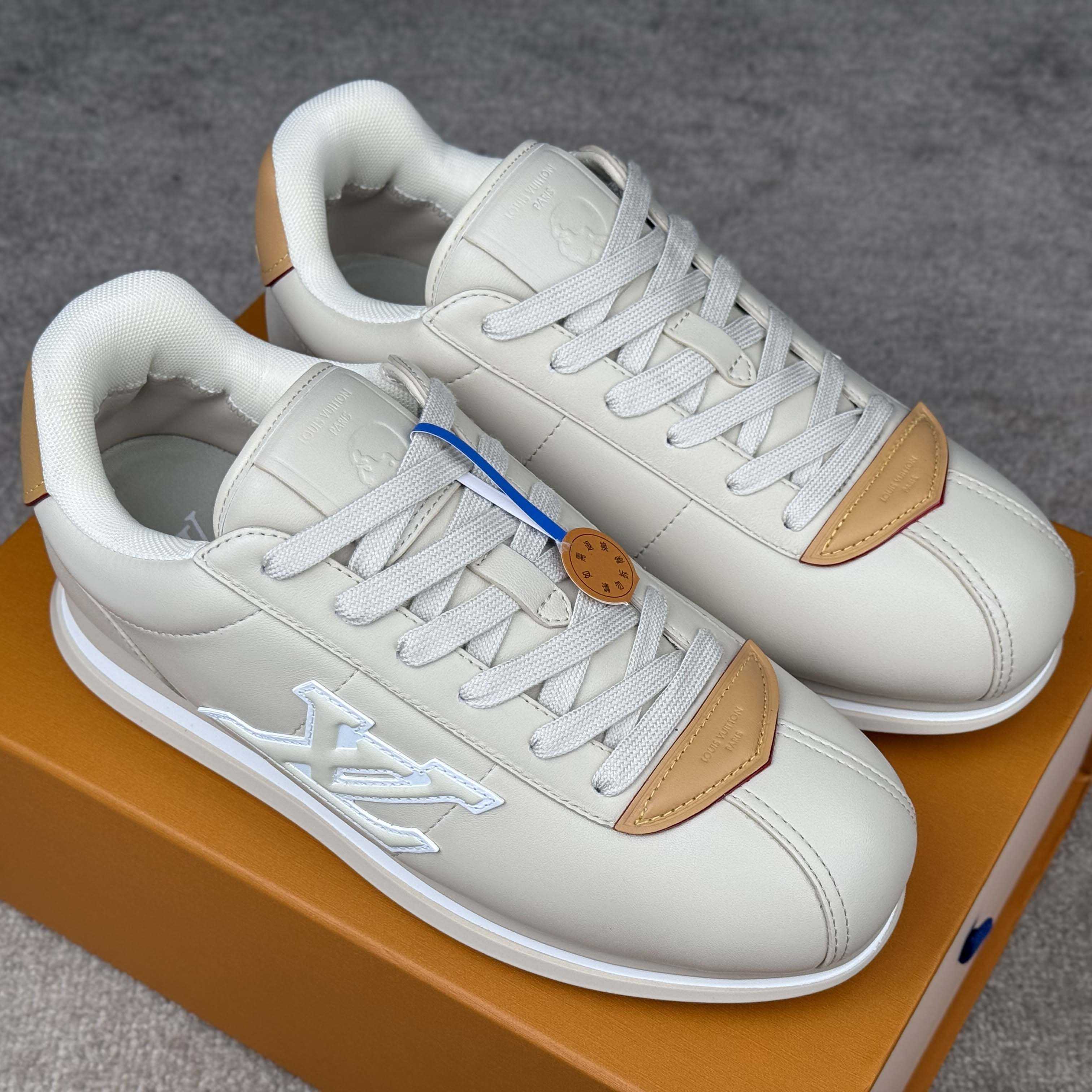 Louis Vuitton LV BUTTERSOFT Sneaker    1AIKF4 - DopestKickz