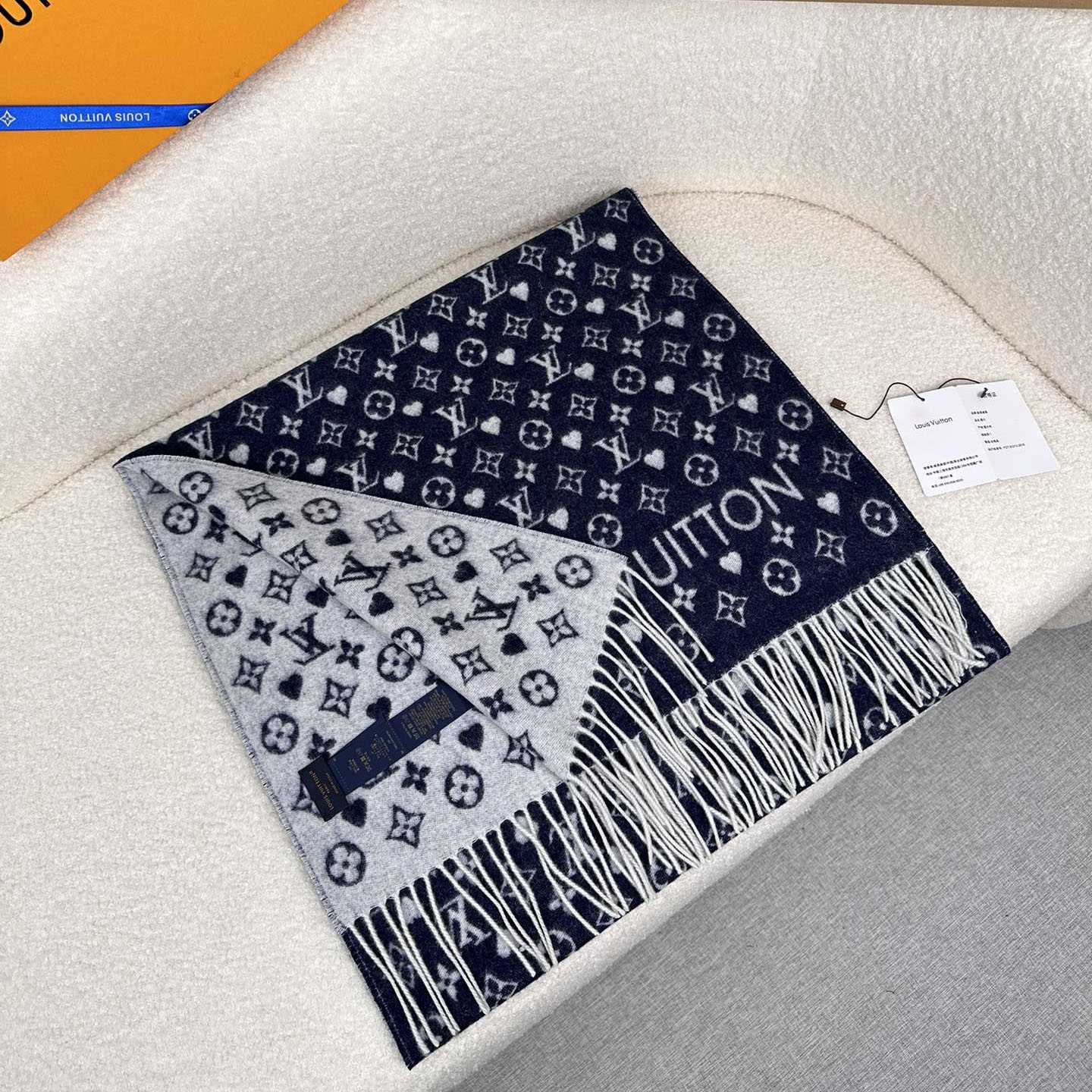 Louis Vuitton Game On Scarf   45*180cm - DopestKickz
