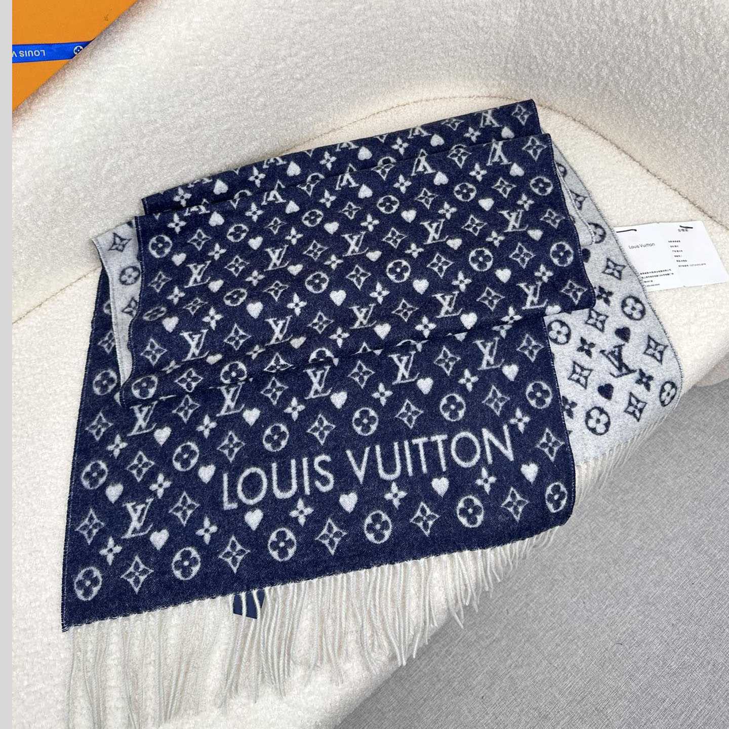 Louis Vuitton Game On Scarf   45*180cm - DopestKickz