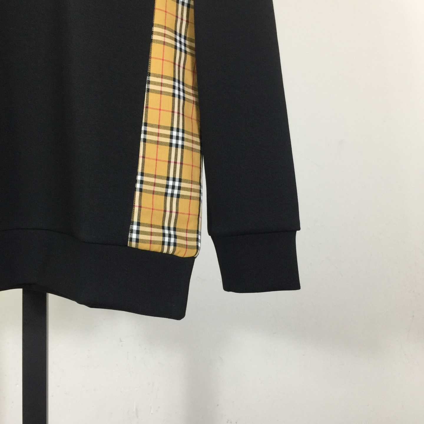 Burberry Cotton Sweatshirt - DopestKickz