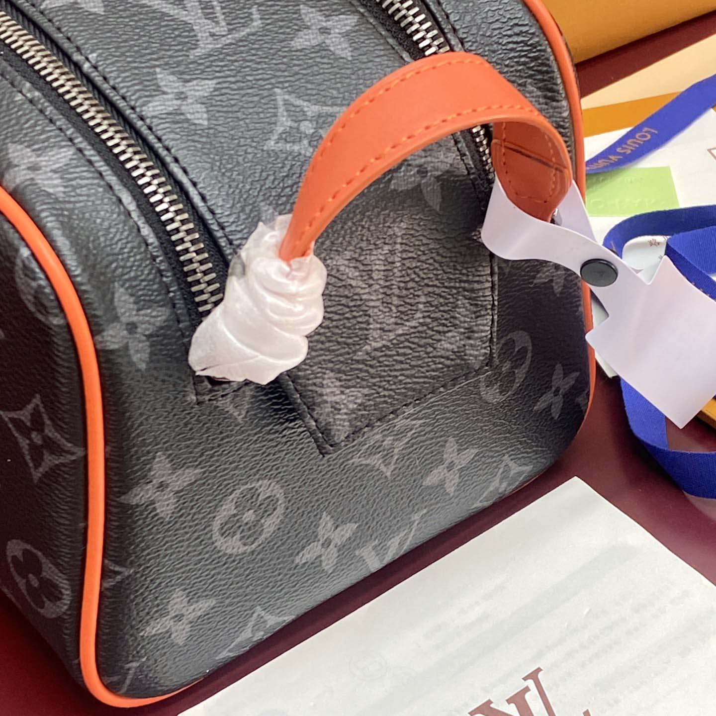 Louis Vuitton Dopp Kit   M15246 - DopestKickz