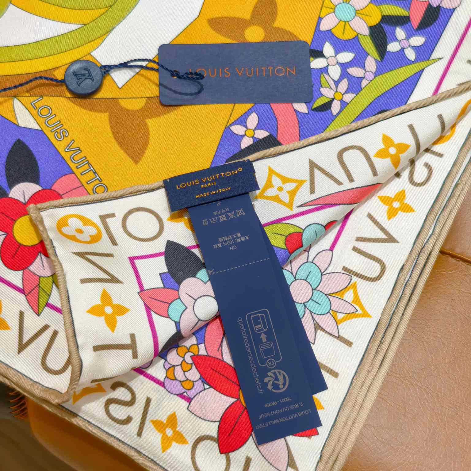 Louis Vuitton Picnic Square 90   M96463 - DopestKickz