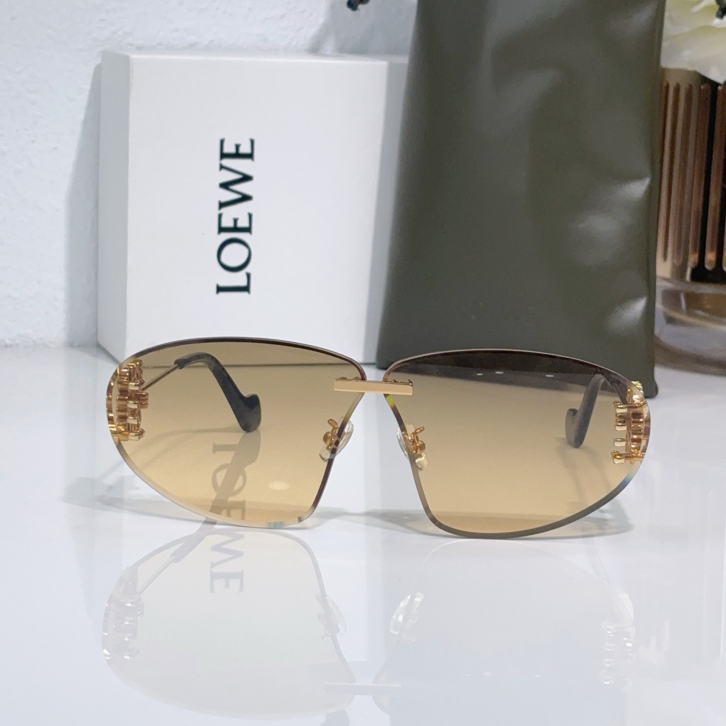 Loewe LW40048U Sunglasses  - DopestKickz