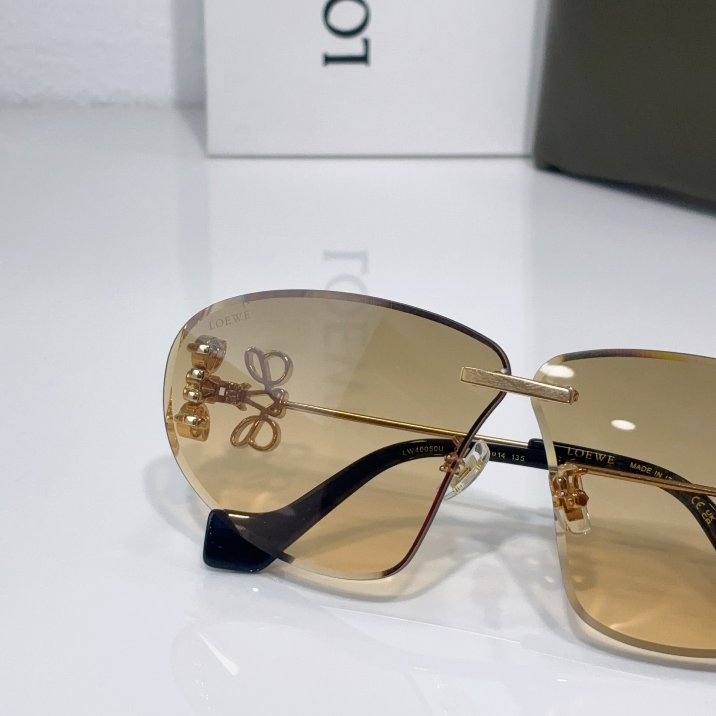 Loewe LW40048U Sunglasses  - DopestKickz