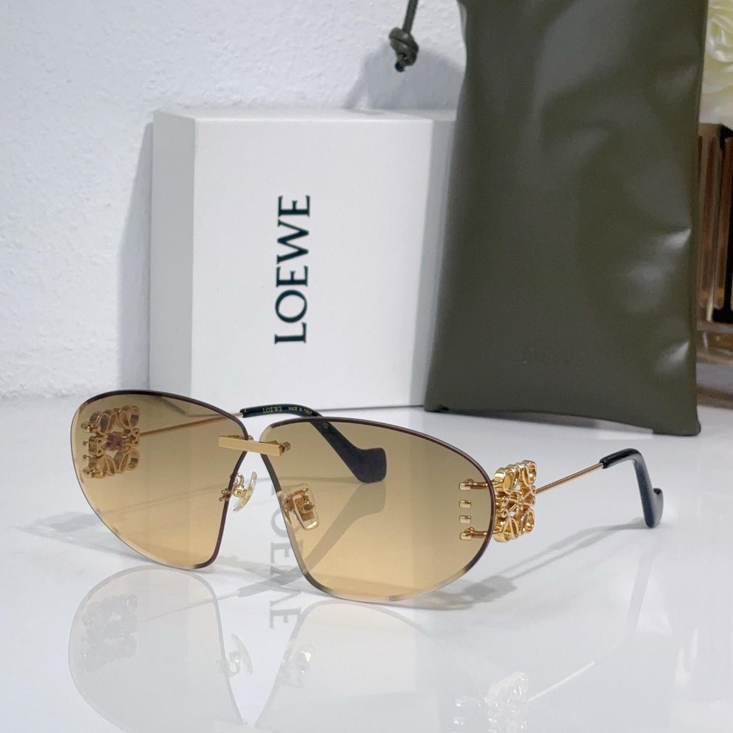 Loewe LW40048U Sunglasses  - DopestKickz