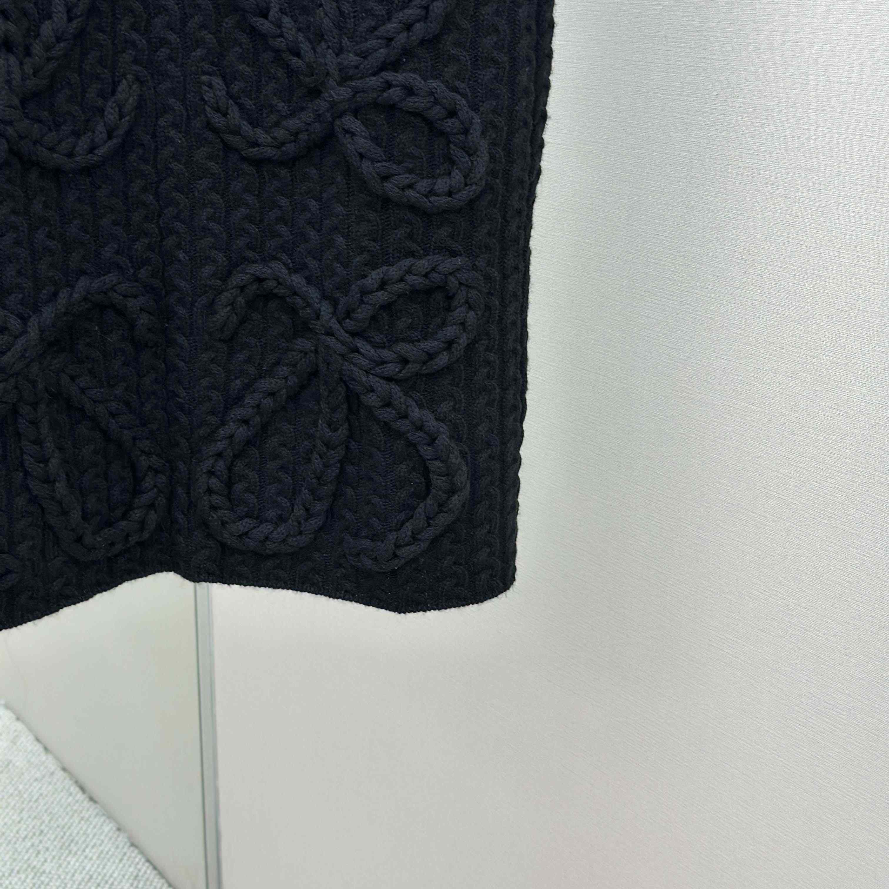 Loewe Vest In Wool - DopestKickz