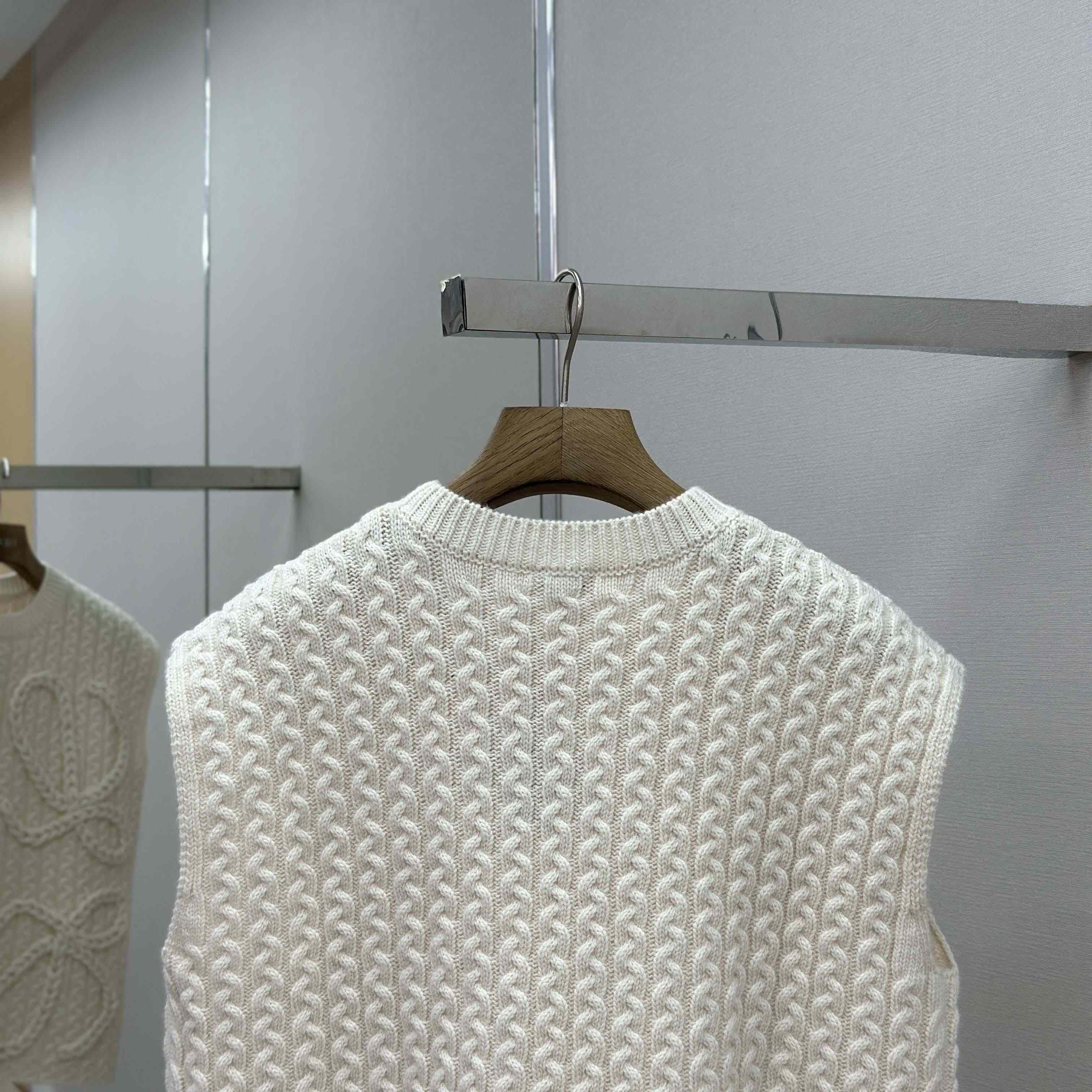 Loewe Vest In Wool - DopestKickz