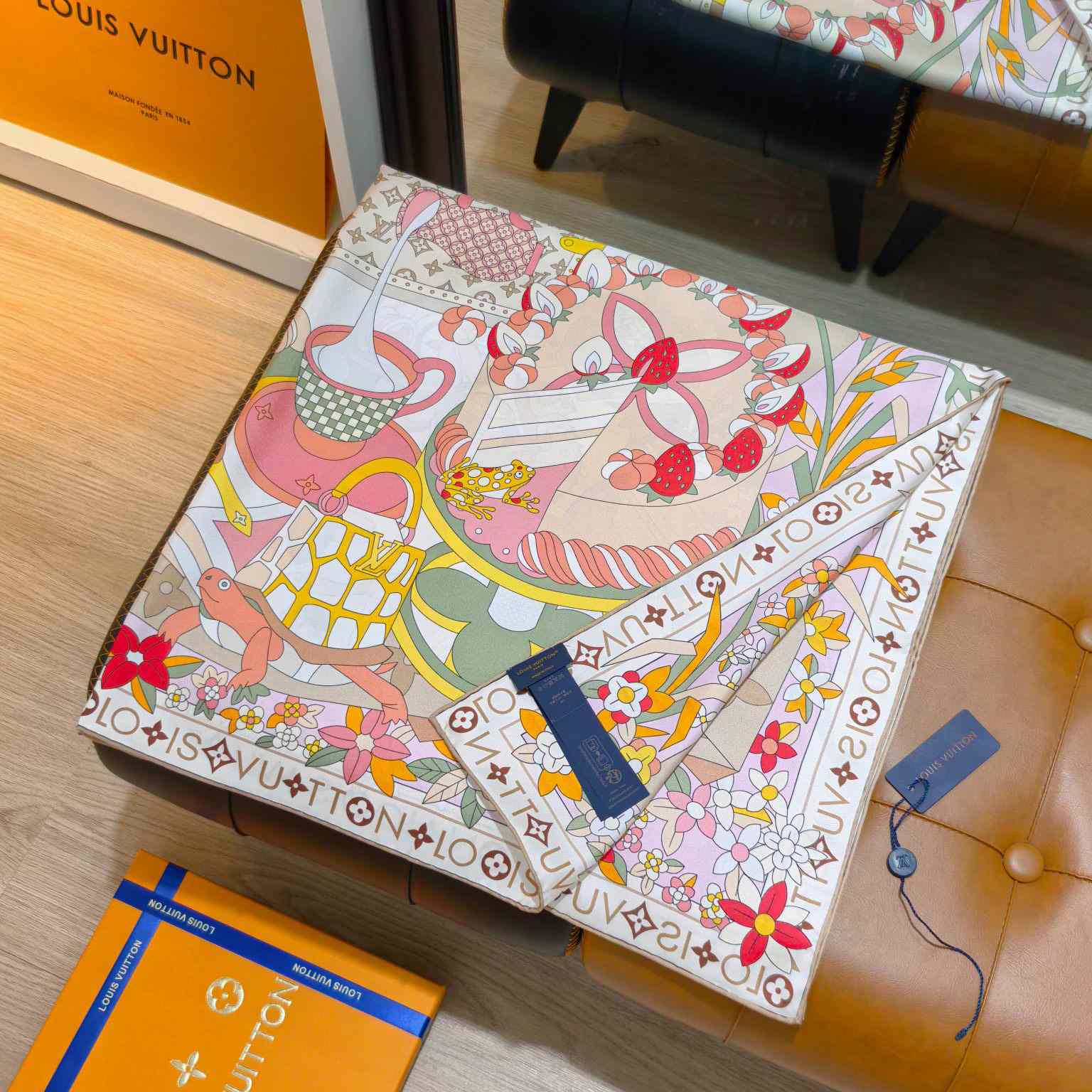 Louis Vuitton Picnic Square 90   M96355 - DopestKickz