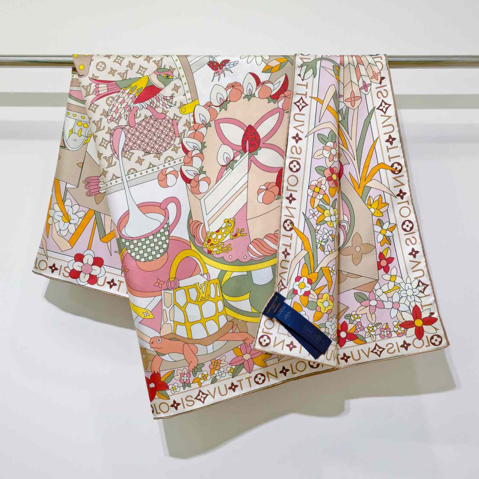 Louis Vuitton Picnic Square 90   M96355 - DopestKickz