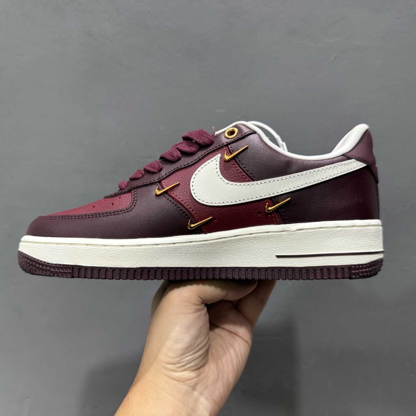 Nike Air Force 1 '07   IR0485-611 - DopestKickz