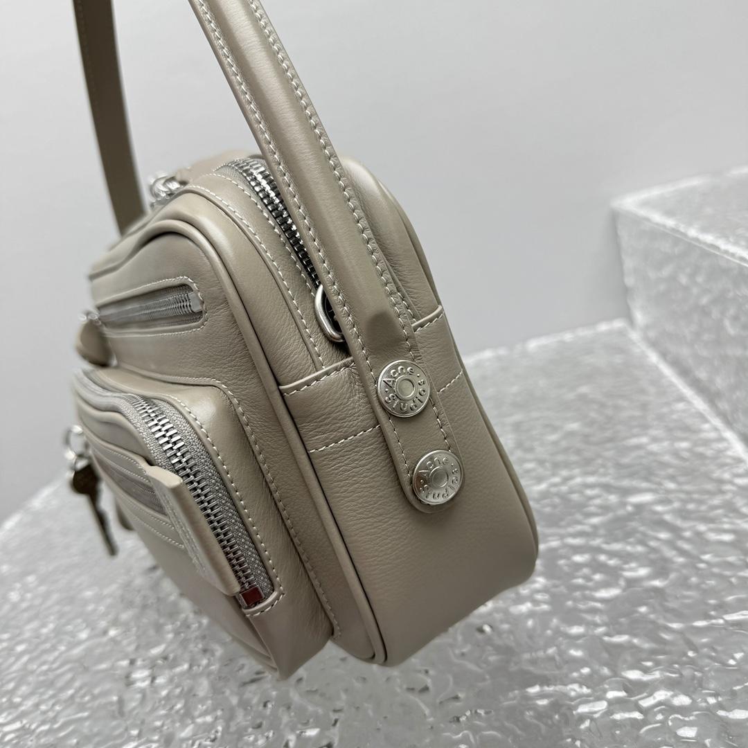 Acne Studios Sac À Bandouliere Camero Party - DopestKickz