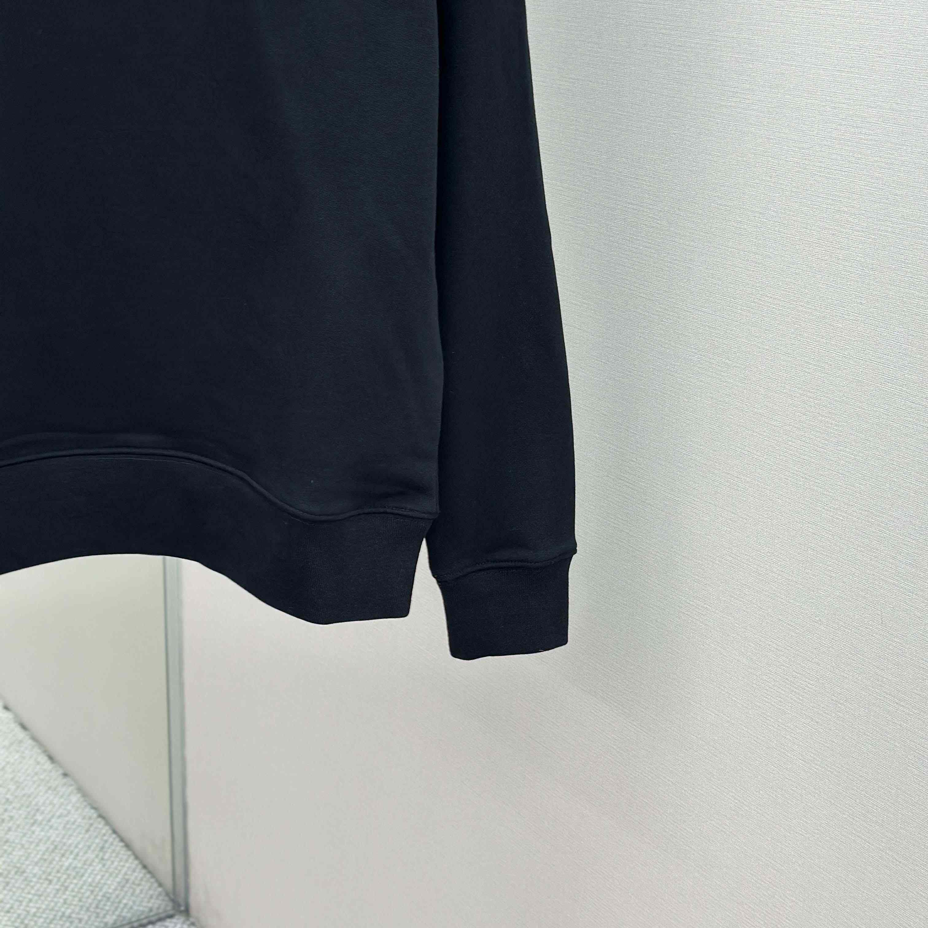 Dior Montaigne Sweatshirt   - DopestKickz