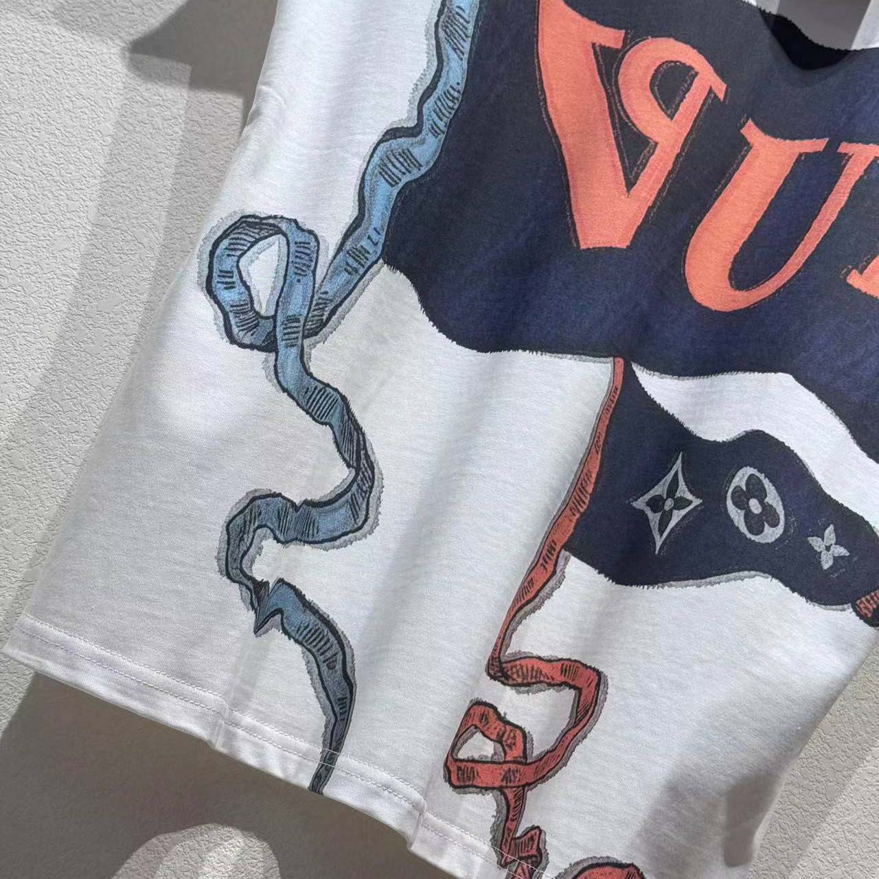 Louis Vuitton Intarsia Graphic T-Shirt   1AIHZZ - DopestKickz