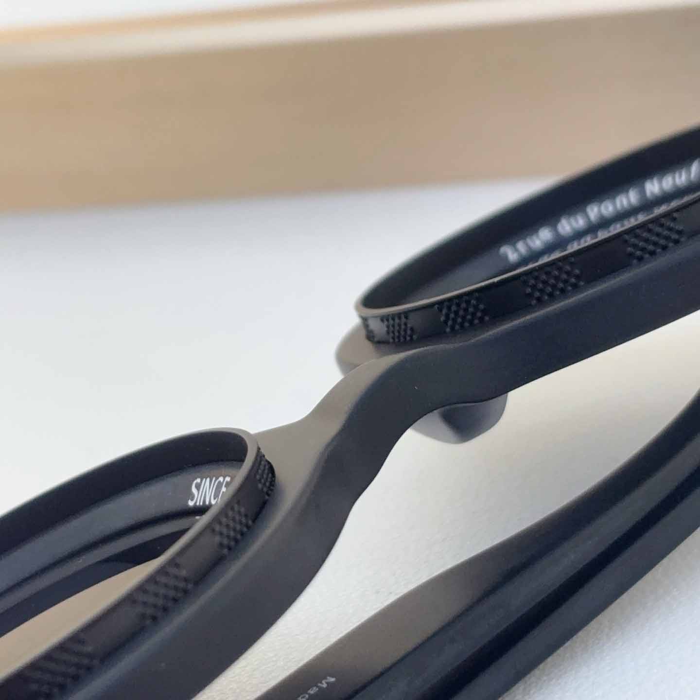 Louis Vuitton LV Super Vision Round Sunglasses   Z2737U Z2386U - DopestKickz