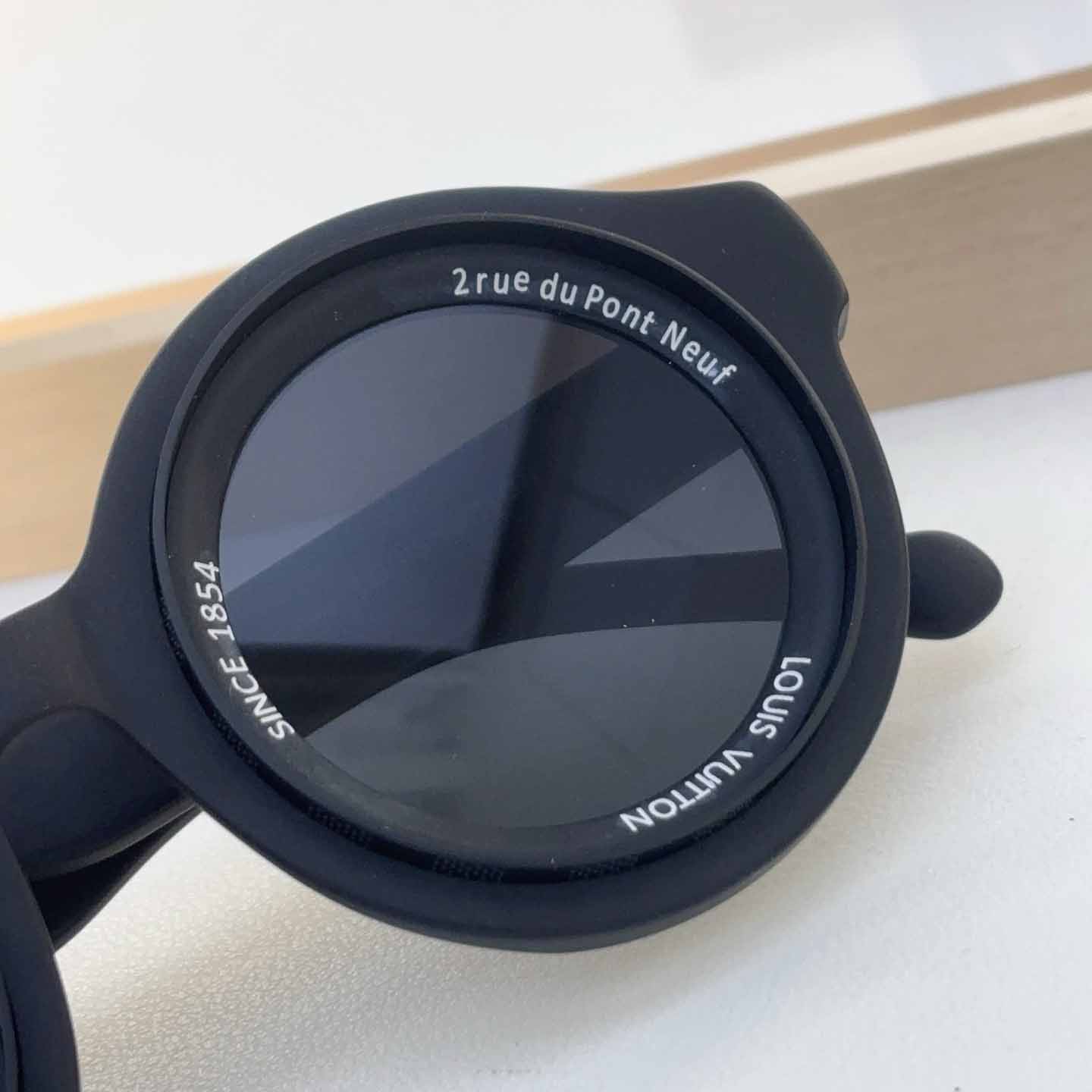 Louis Vuitton LV Super Vision Round Sunglasses   Z2737U Z2386U - DopestKickz