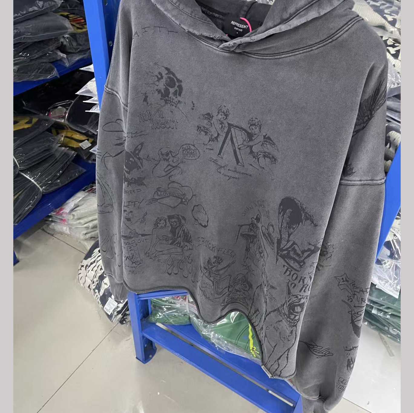 Represent Legacy Hoodie - DopestKickz