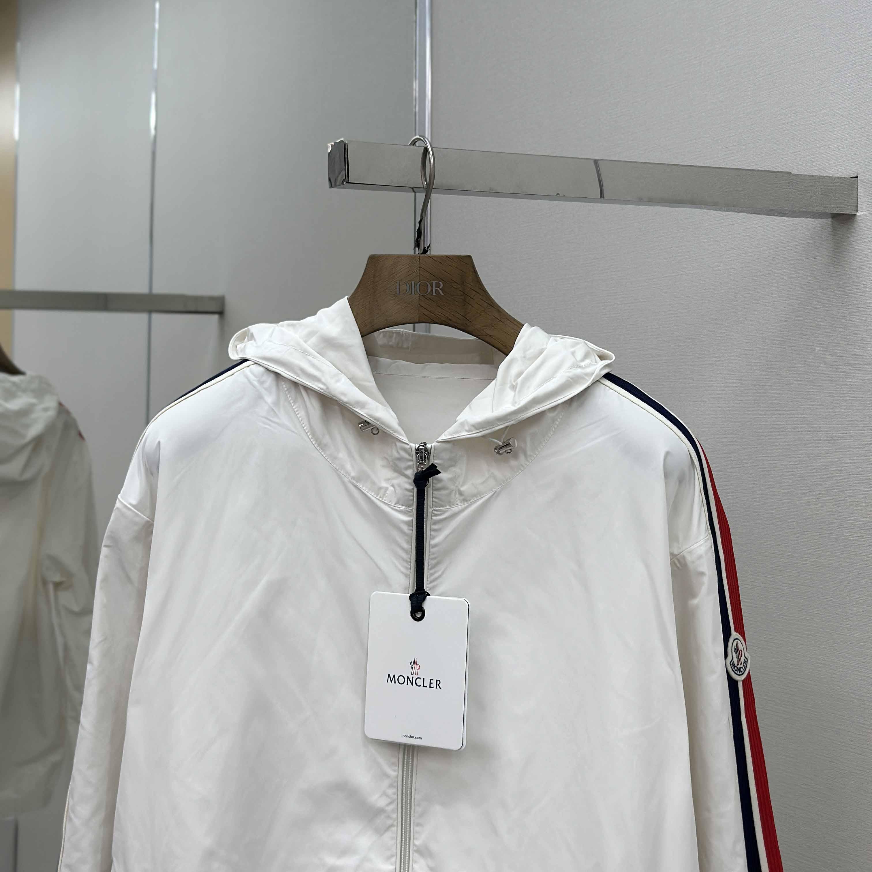 Moncler Olan Jacket - DopestKickz