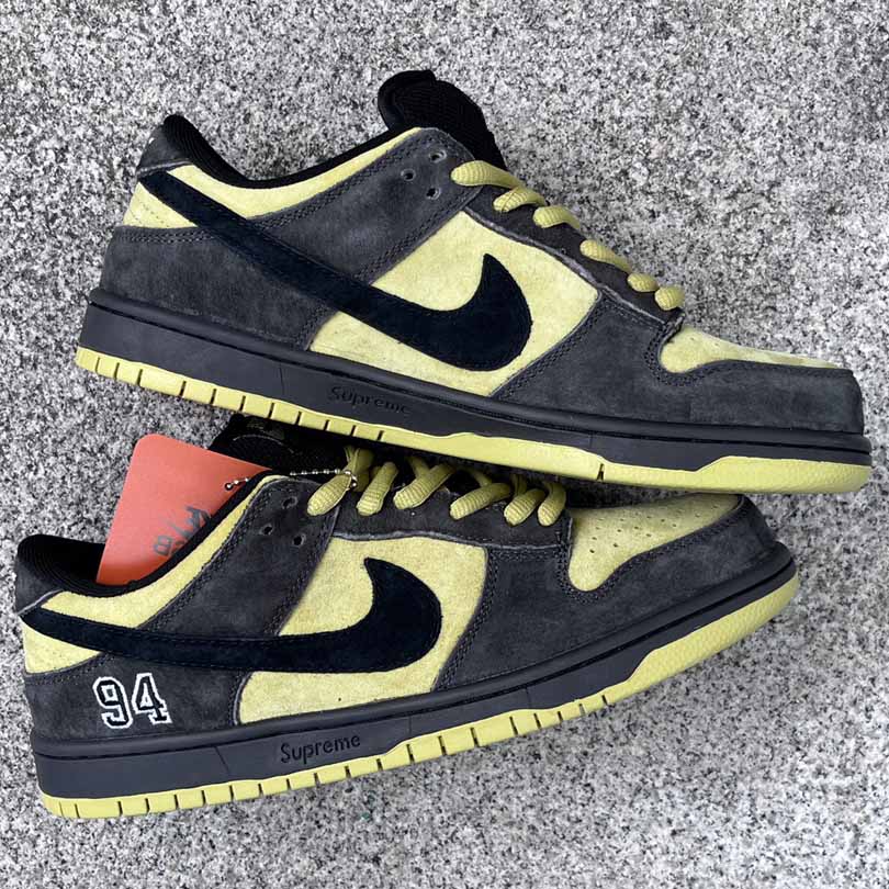 Supreme x Nike SB Dunk Low   HQ8487-300 - DopestKickz