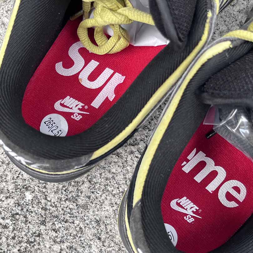 Supreme x Nike SB Dunk Low   HQ8487-300 - DopestKickz