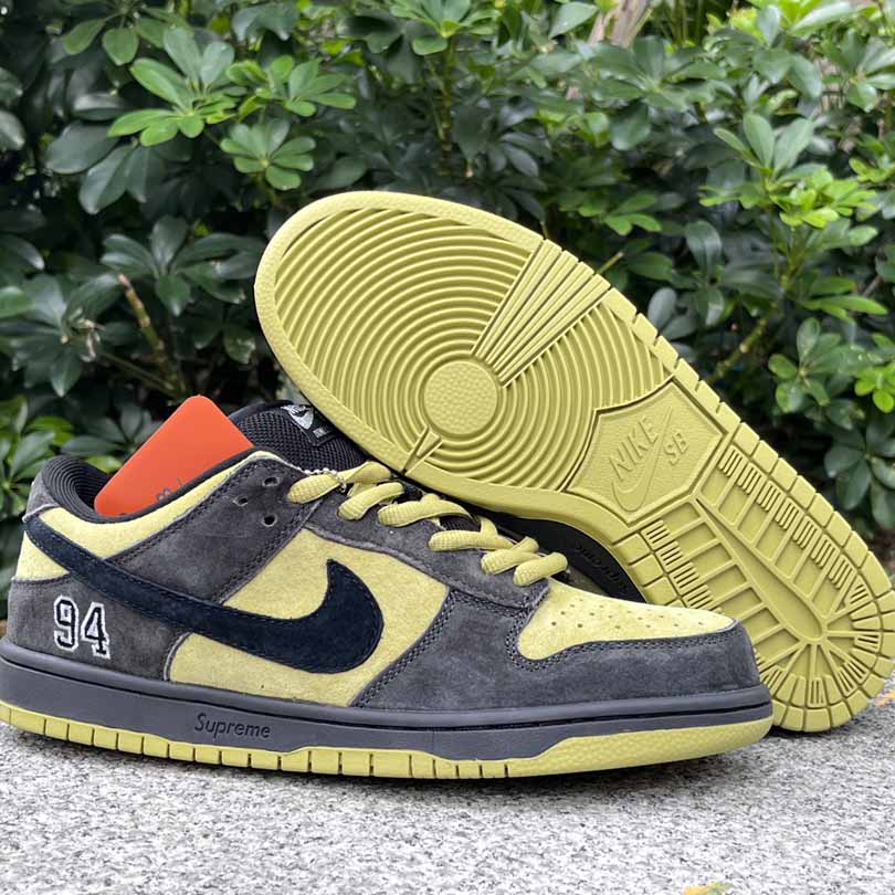 Supreme x Nike SB Dunk Low   HQ8487-300 - DopestKickz