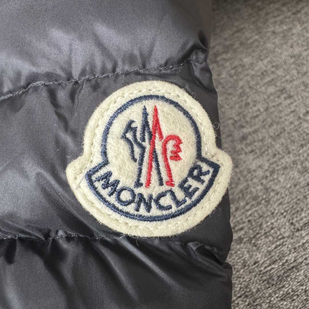 Moncler Ige Hooded Short Down Jacket - DopestKickz