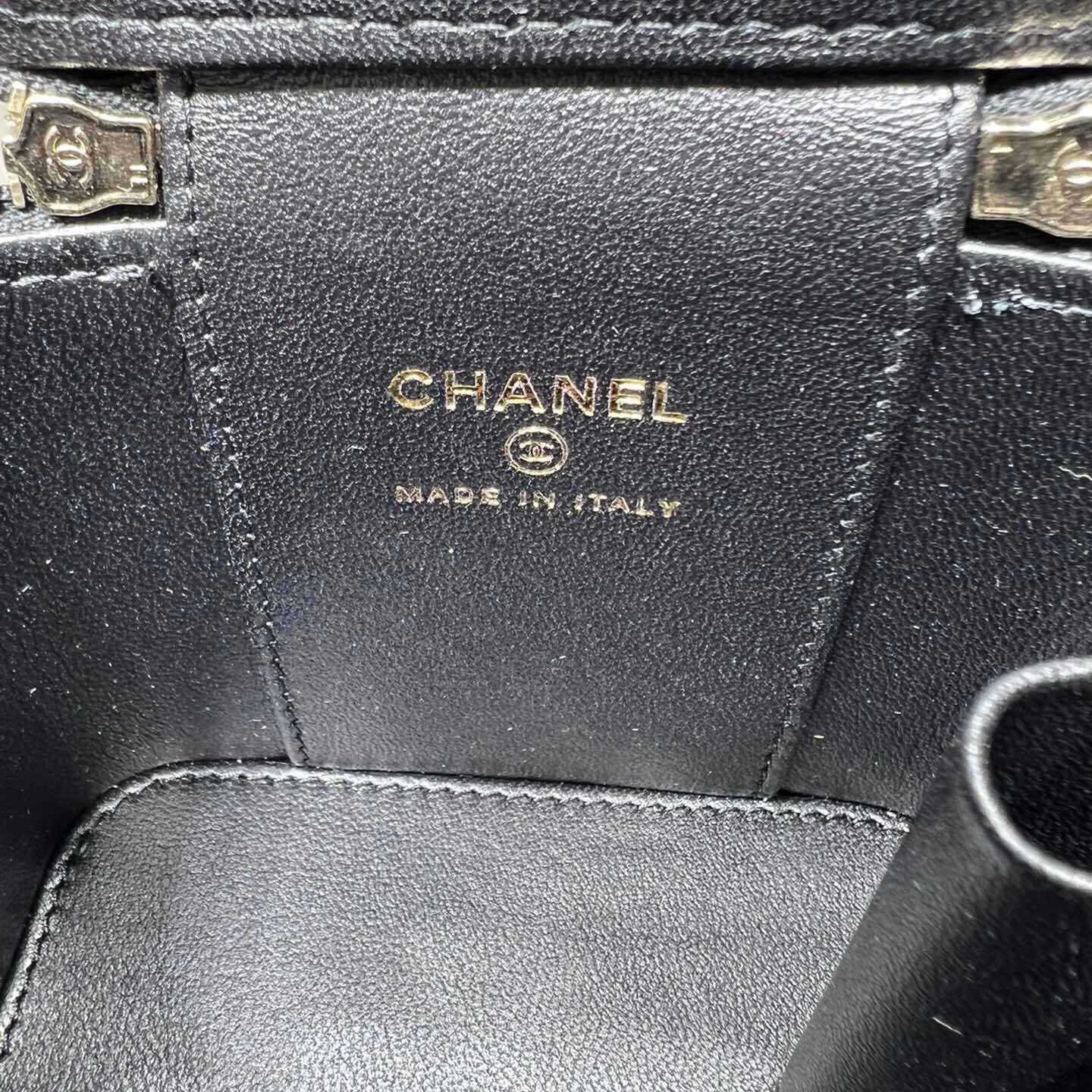 Chanel AP2198Y Bag   11*8.5*7cm - DopestKickz
