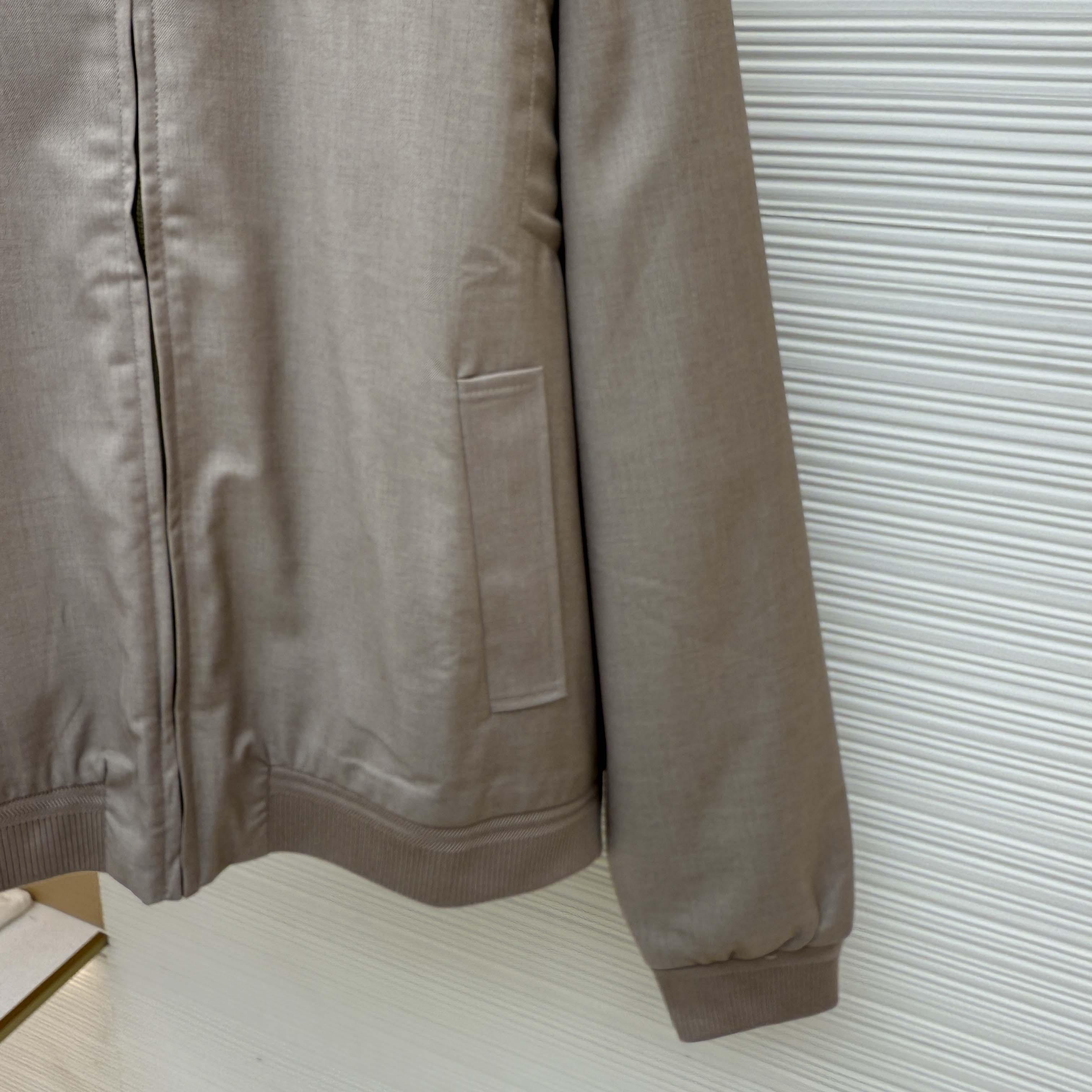 Louis Vuitton Tailored Bomber   1AHV61 - DopestKickz