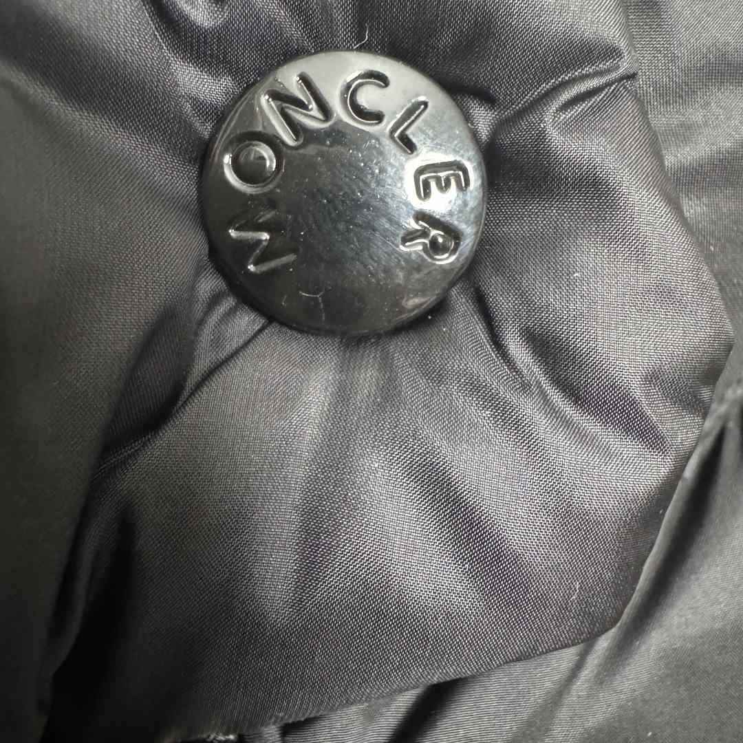 Moncler Igelle Short Down Jacket   2501 - DopestKickz