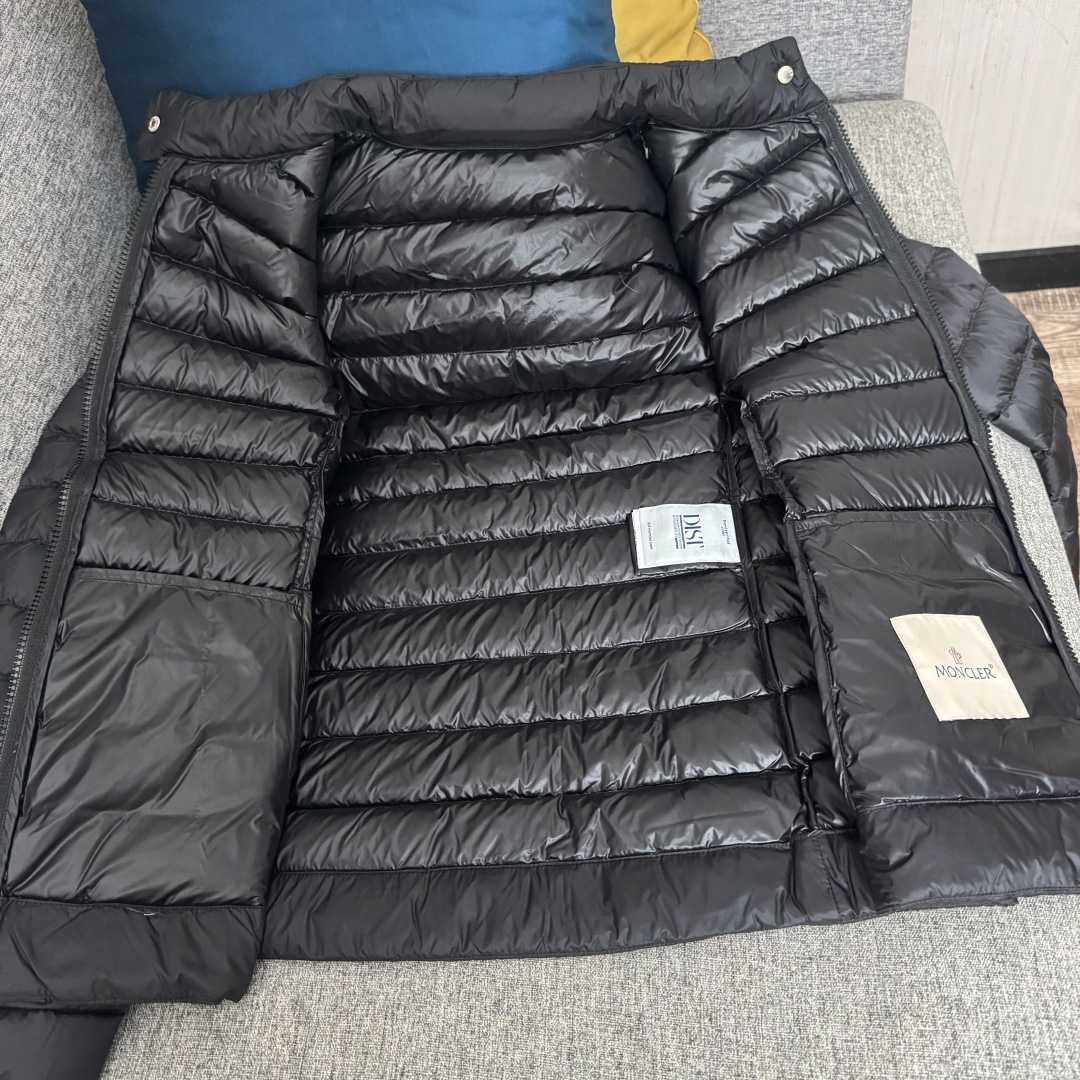 Moncler Igelle Short Down Jacket   2501 - DopestKickz