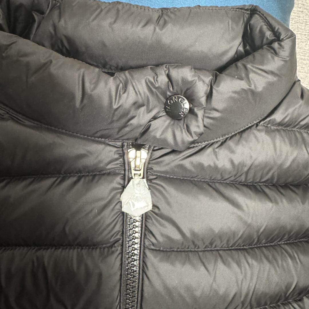 Moncler Igelle Short Down Jacket   2501 - DopestKickz