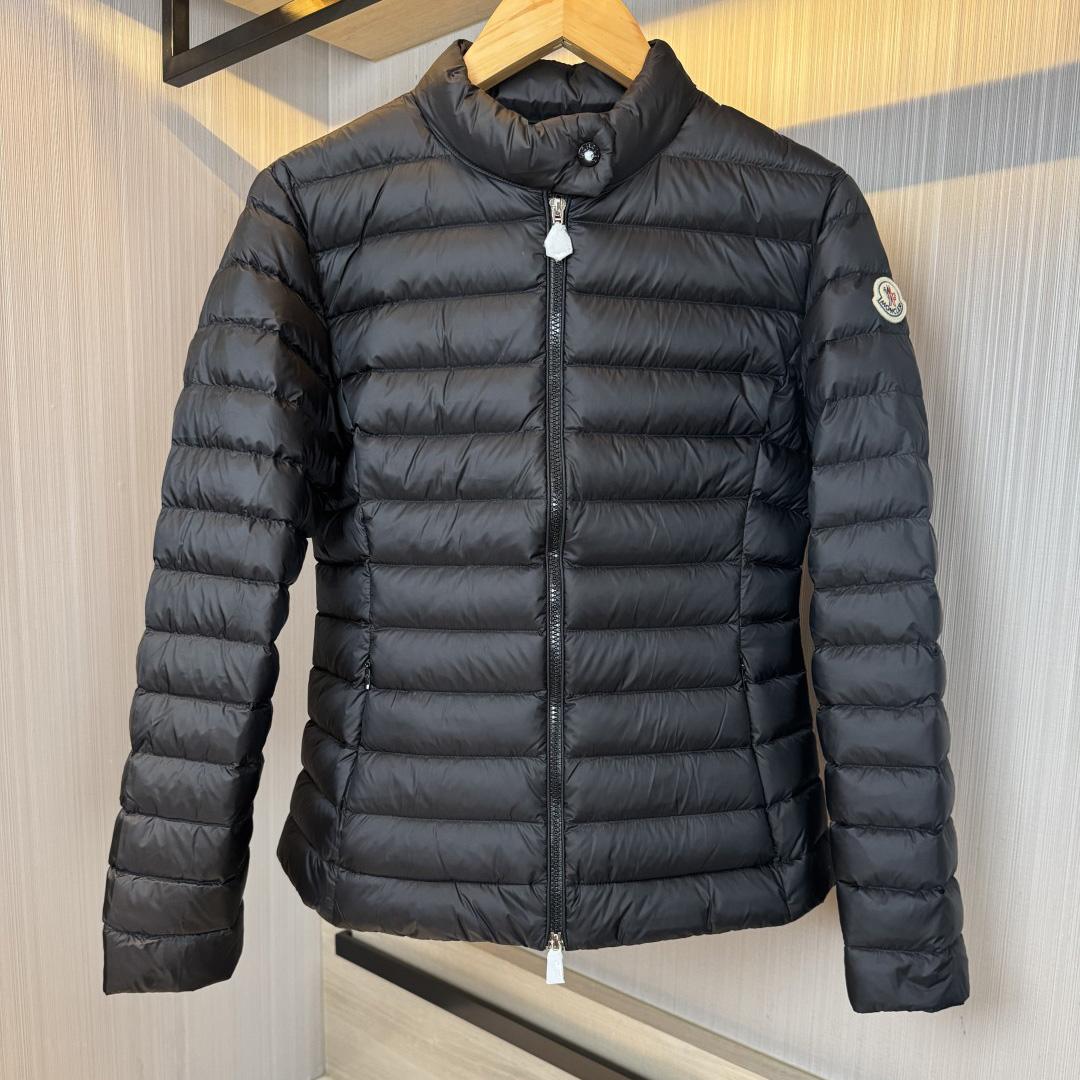 Moncler Igelle Short Down Jacket   2501 - DopestKickz