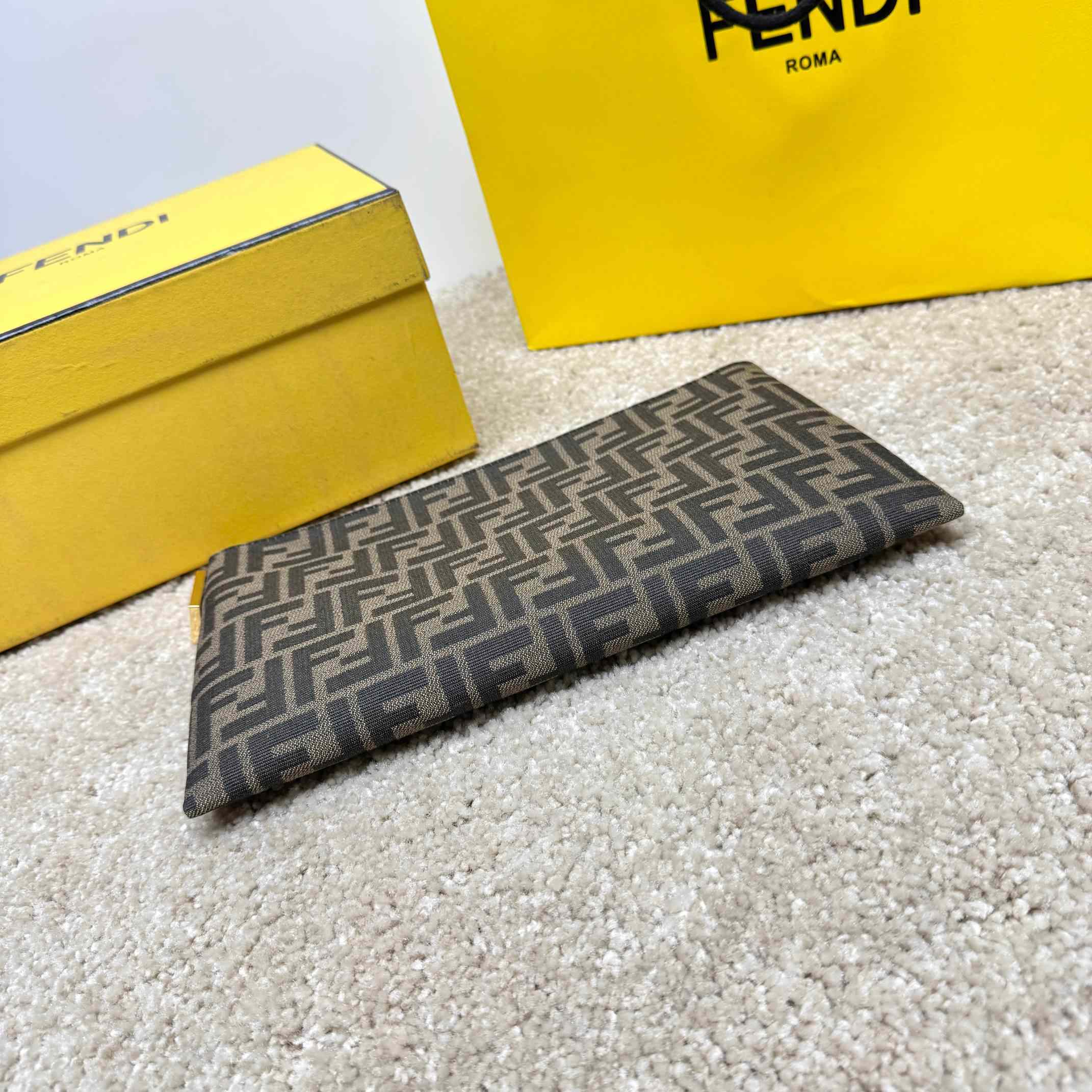 Fendi Flat Baguette Pouch Medium - DopestKickz