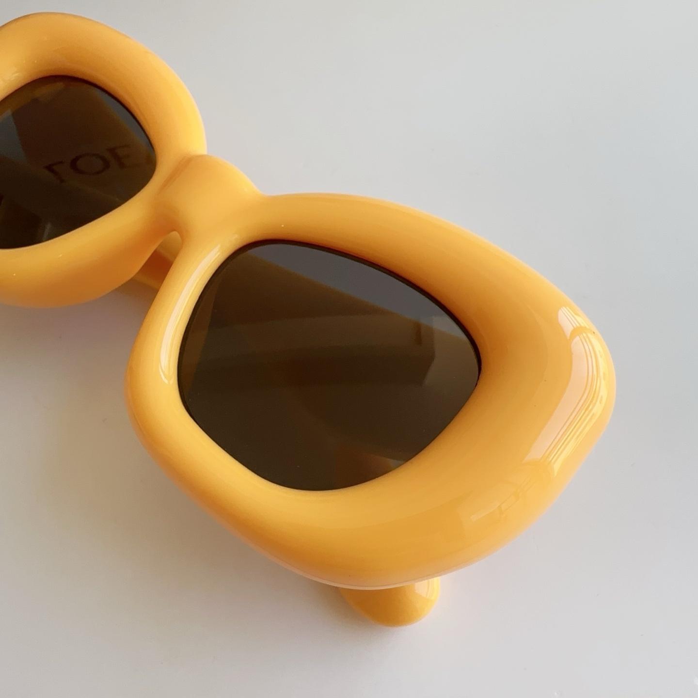 Loewe LW40100l Sunglasses  - DopestKickz