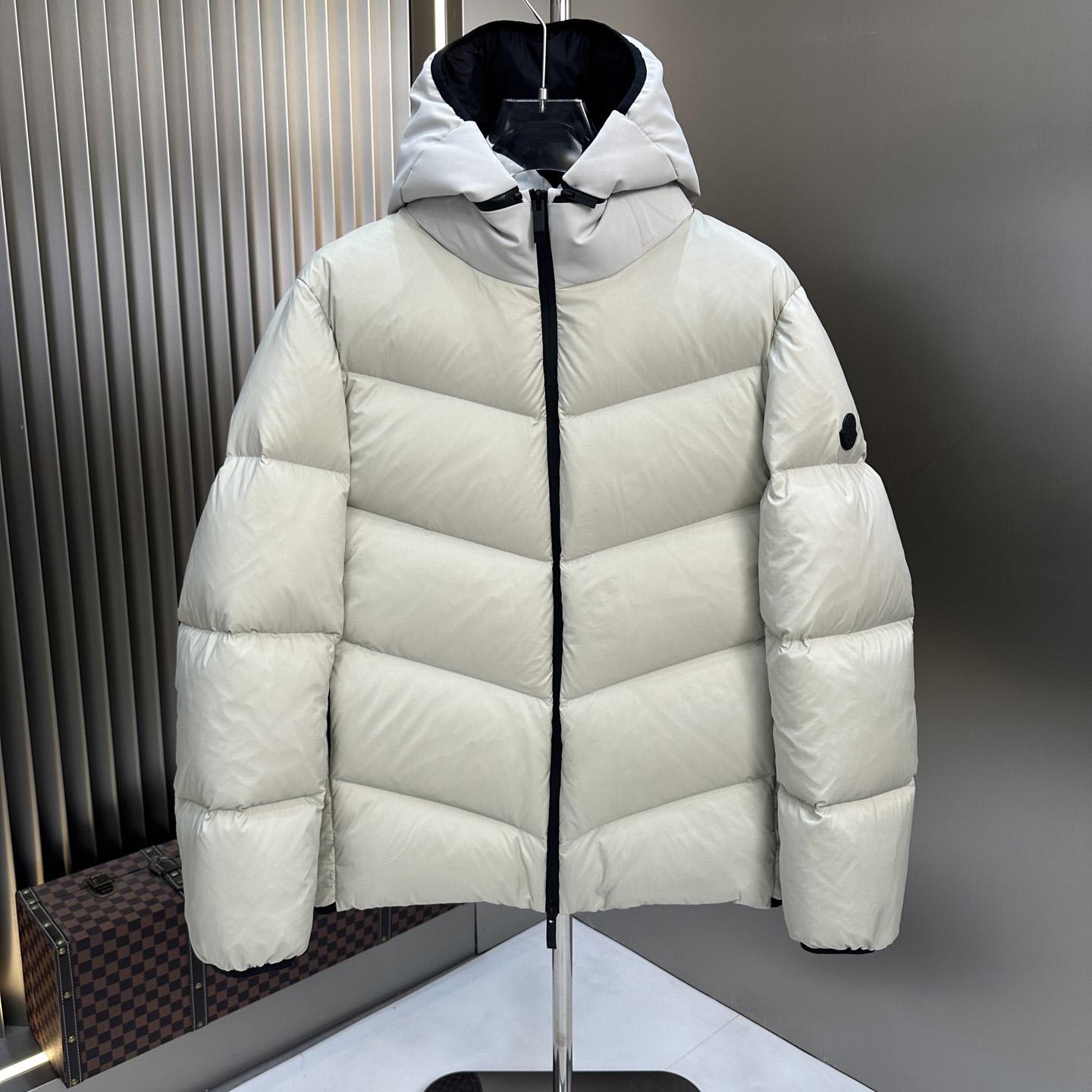 Moncler Forez Hooded Short Down Jacket - DopestKickz
