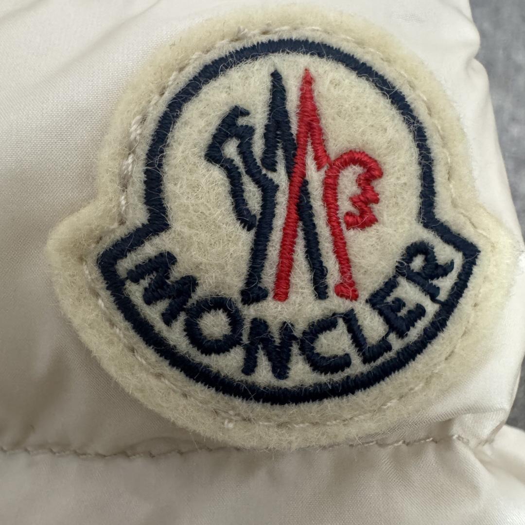 Moncler Igelle Short Down Jacket   2501 - DopestKickz